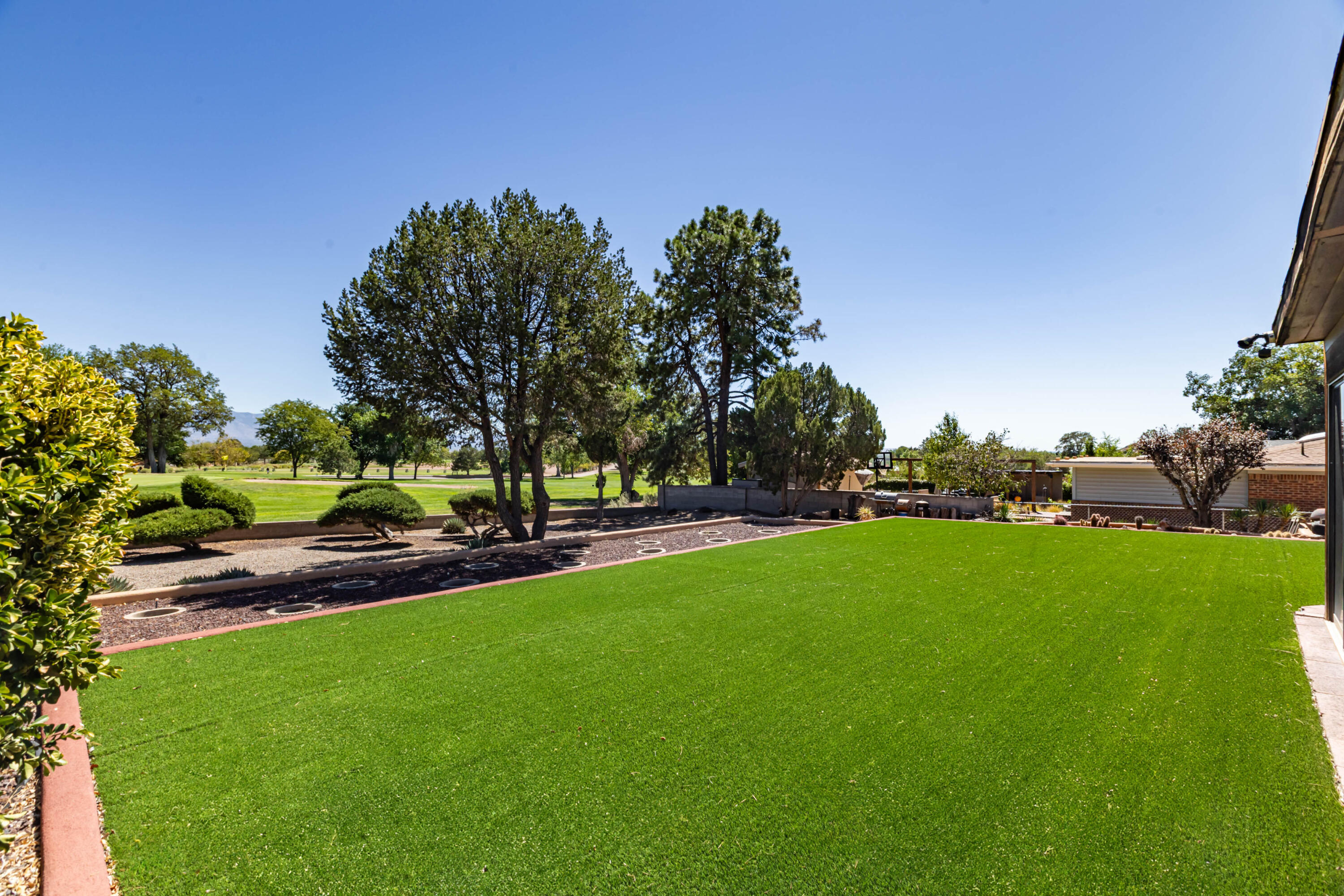 Photo 4 — 4912 Simon Drive NW