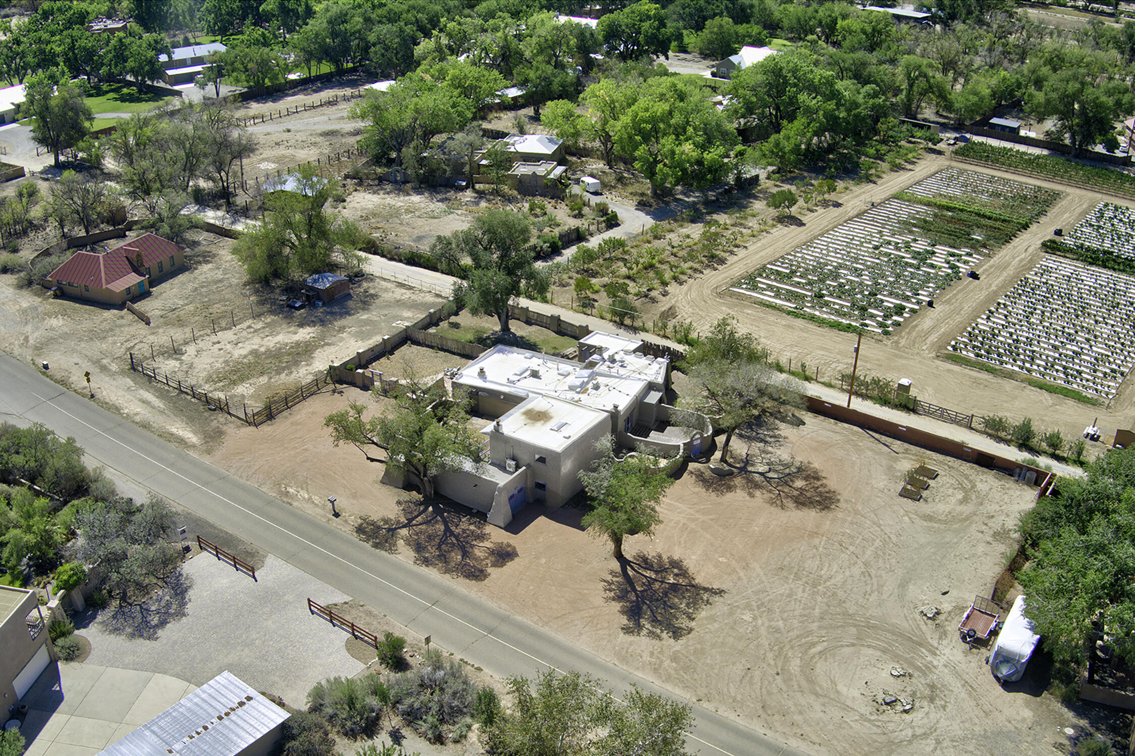 Photo 13 — 250 Moongate Road