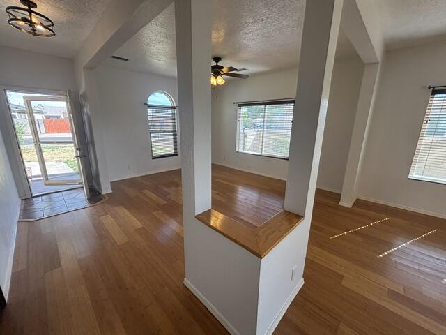 Photo 18 — 429 Tome Hill Avenue SE