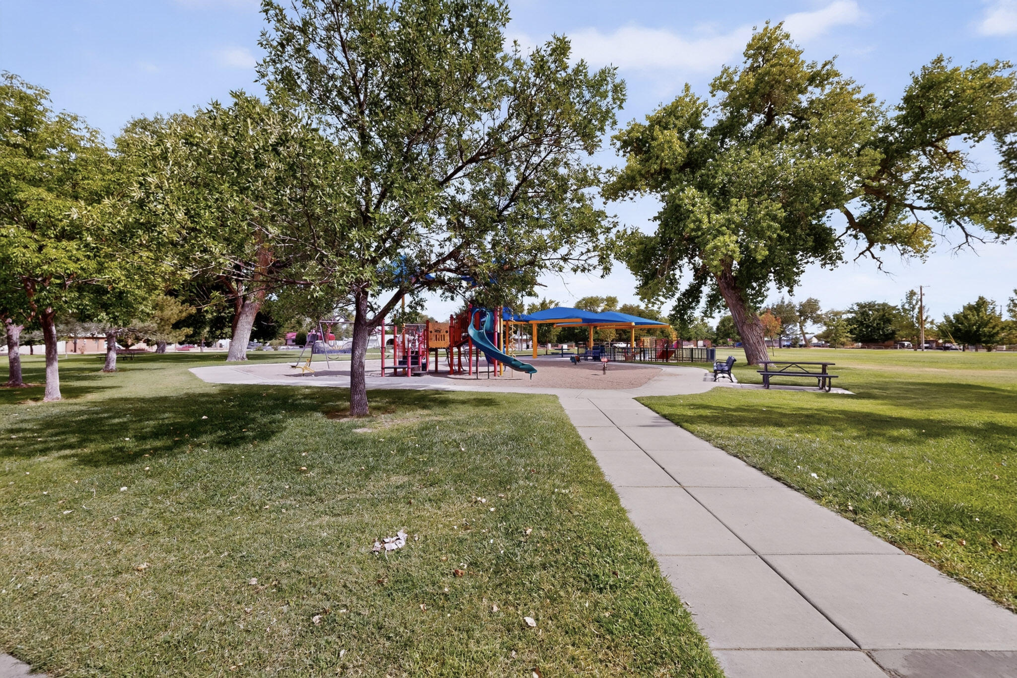 Photo 4 — 4611 Valley Park Drive SW