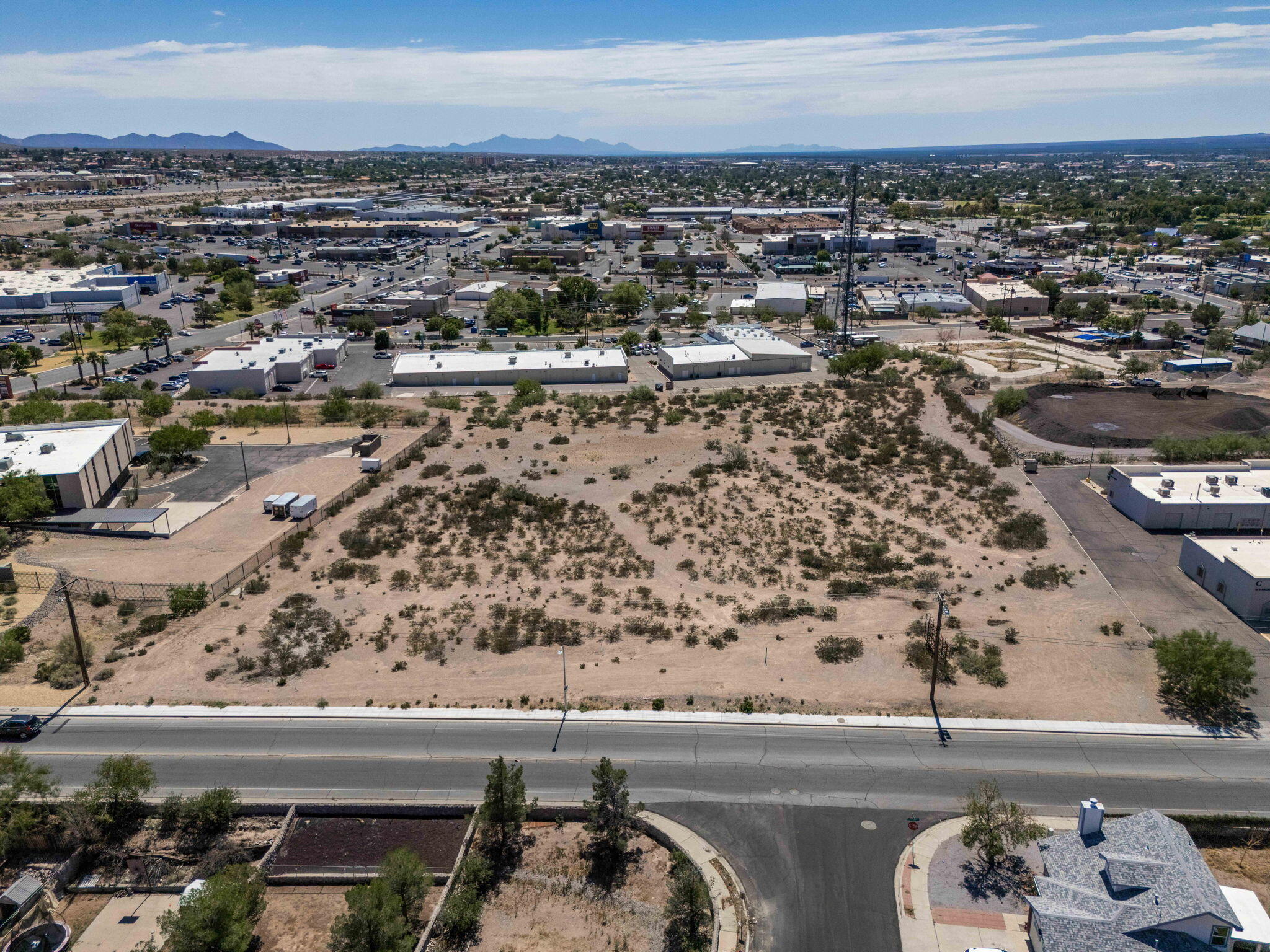 Photo 11 —  E Griggs Avenue