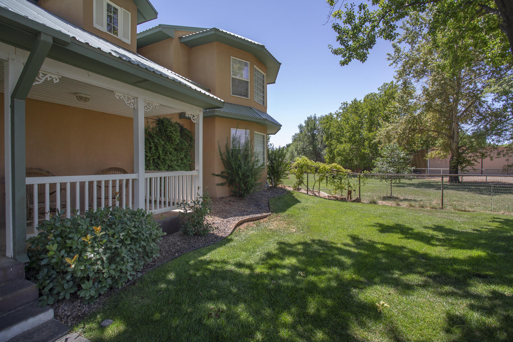 Photo 17 — 220 Del Norte Court