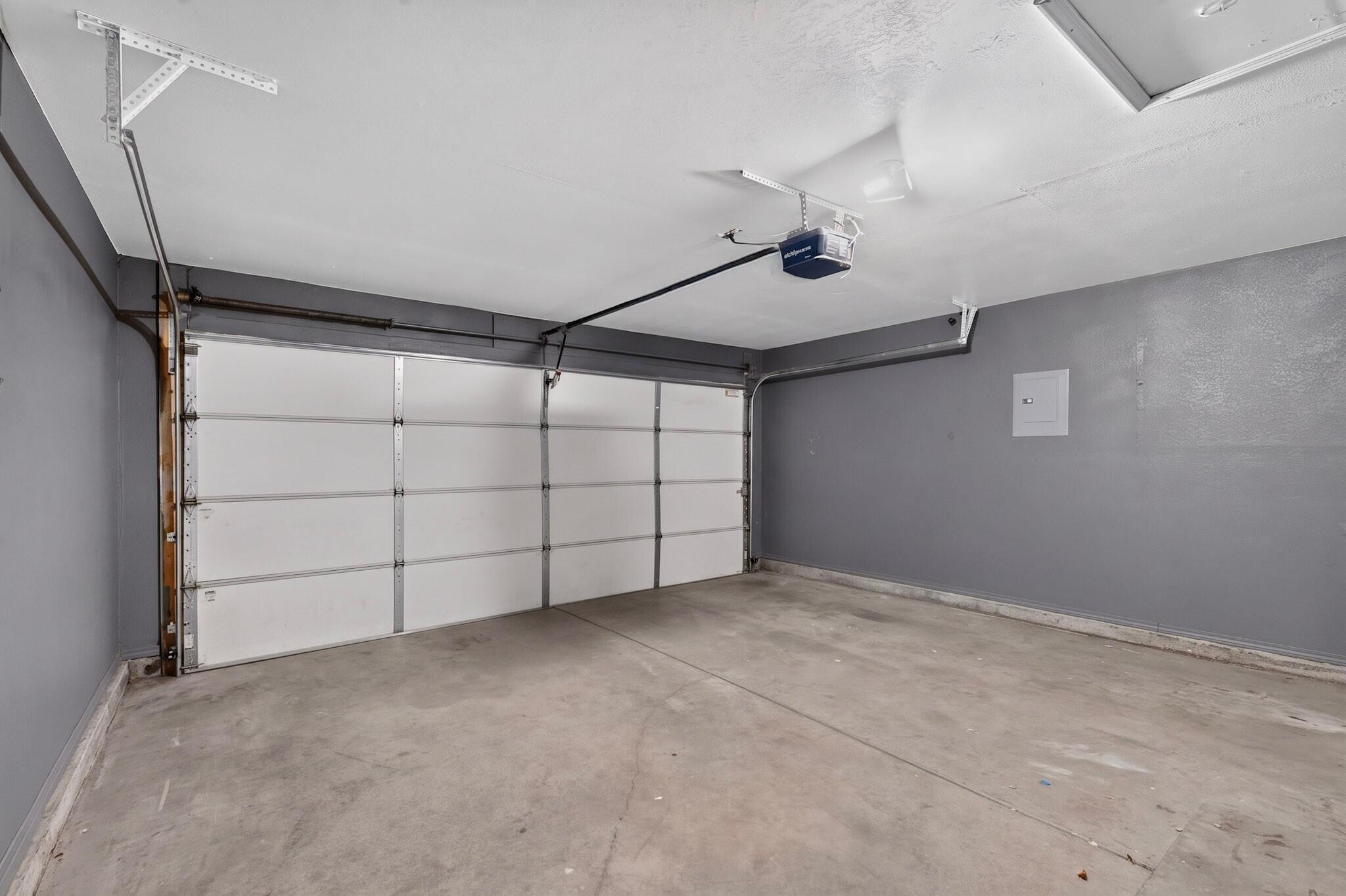 Photo 10 — 7304 Rainmaker Road SW