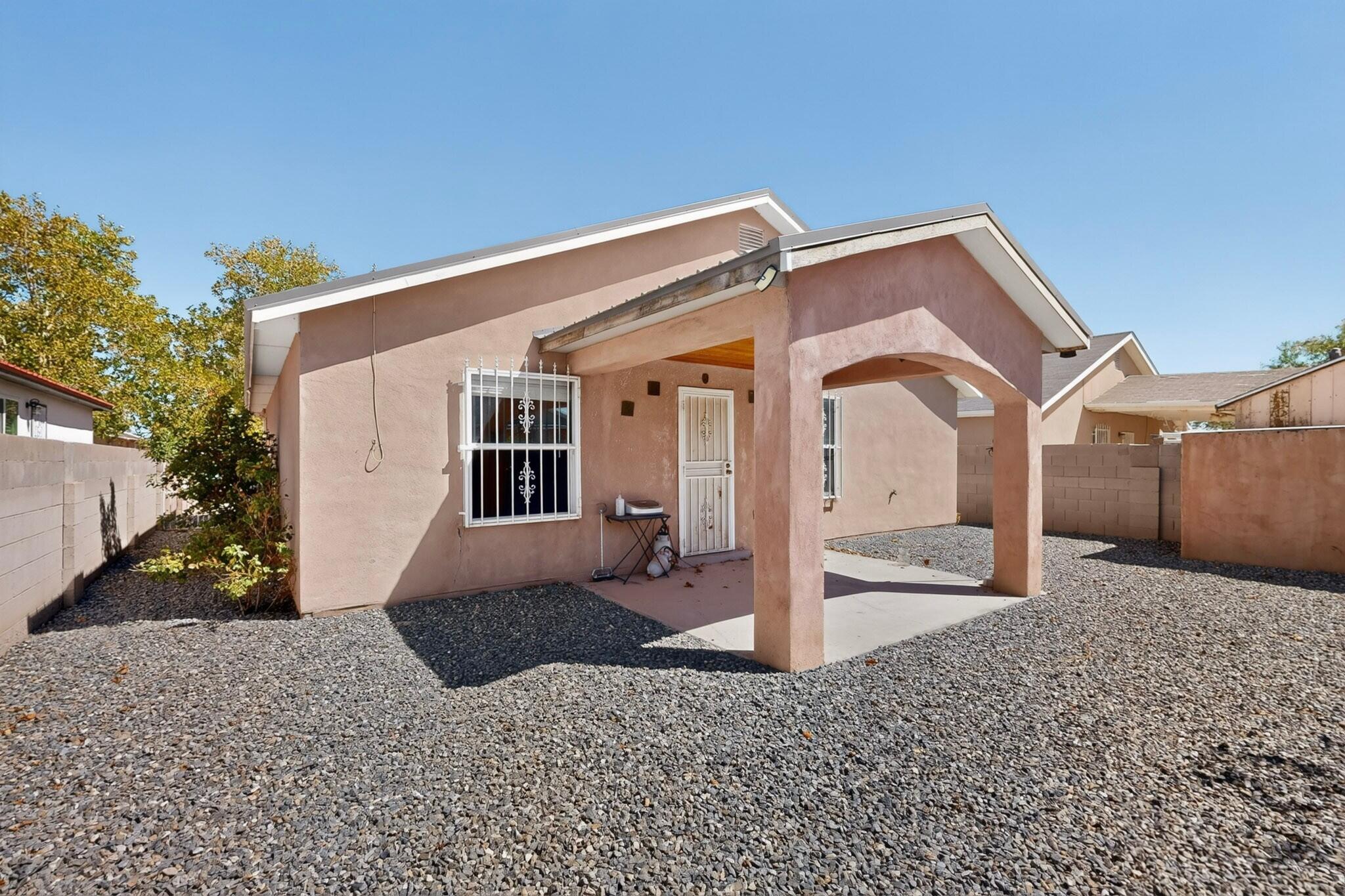 Photo 5 — 7304 Rainmaker Road SW