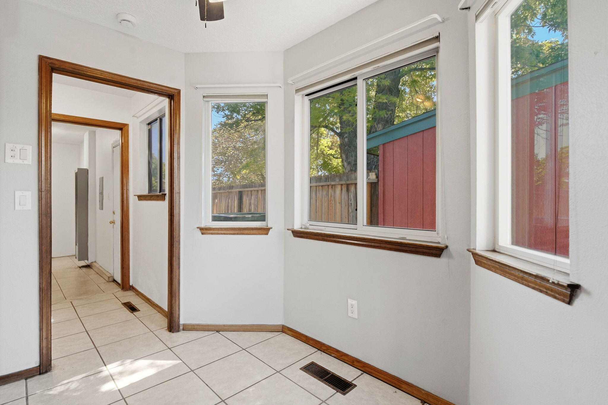 Photo 6 — 7309 Capulin Road NE