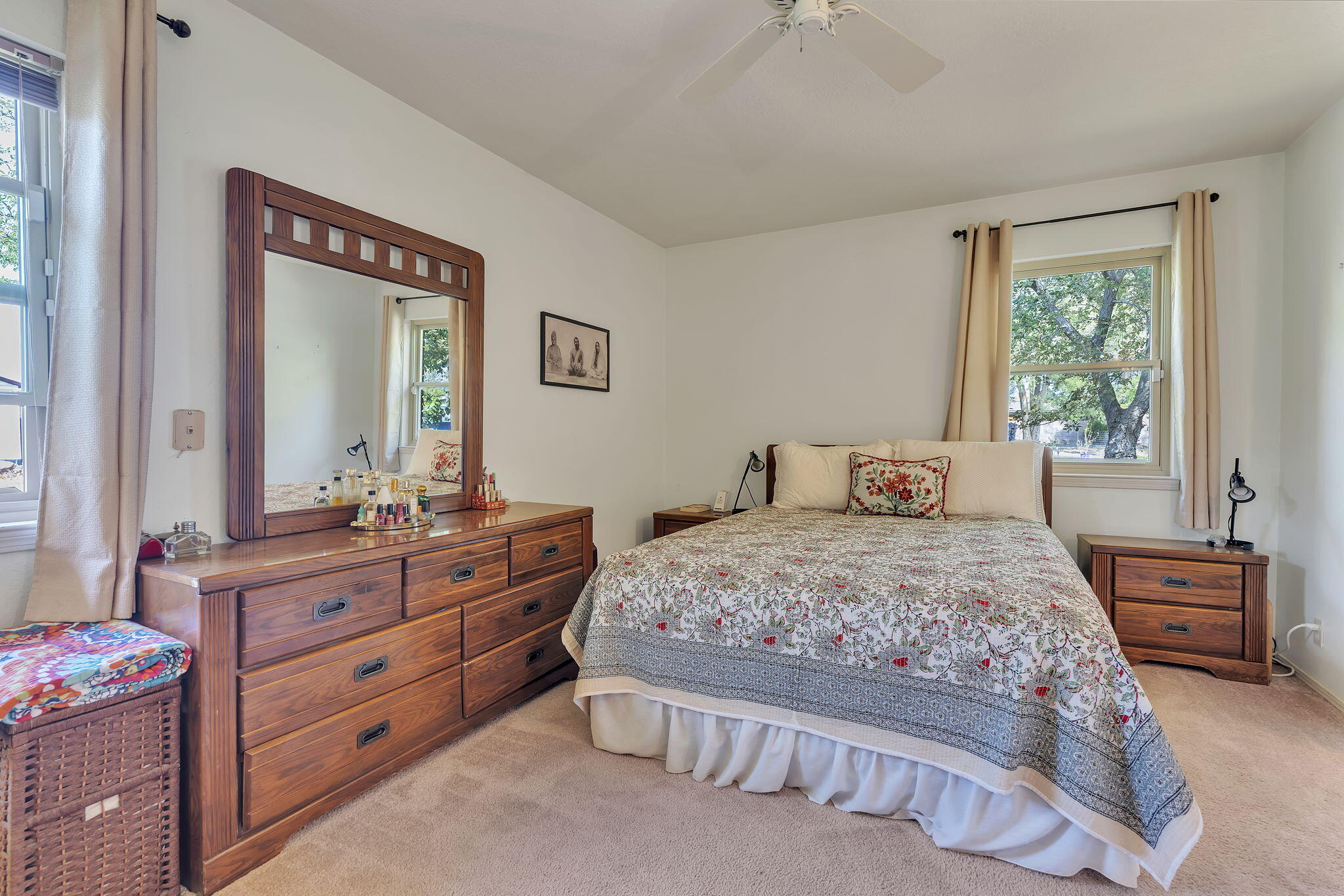 Photo 17 — 1310 North Drive