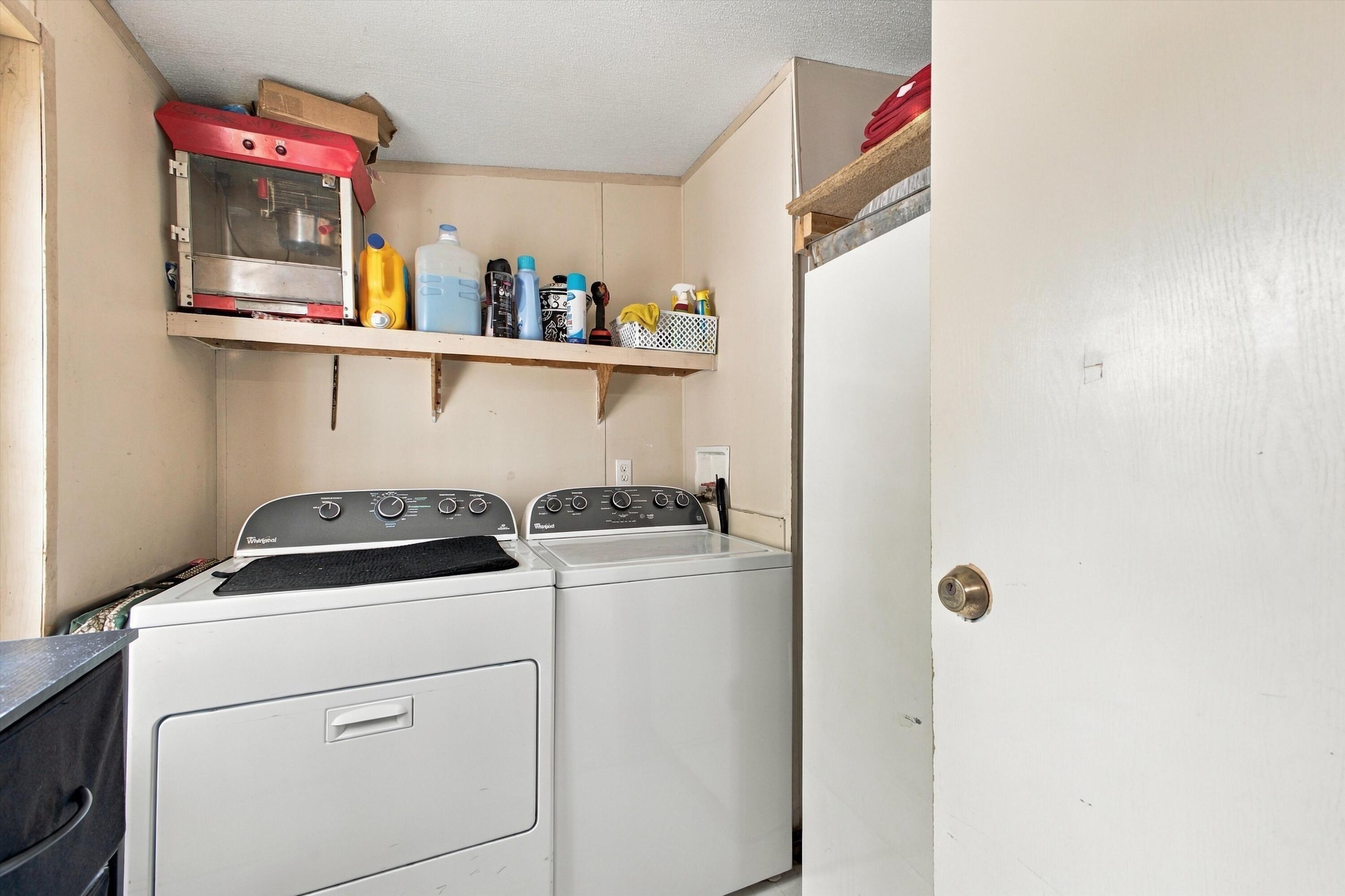 Photo 14 — 2911 Ervien Lane SW 16