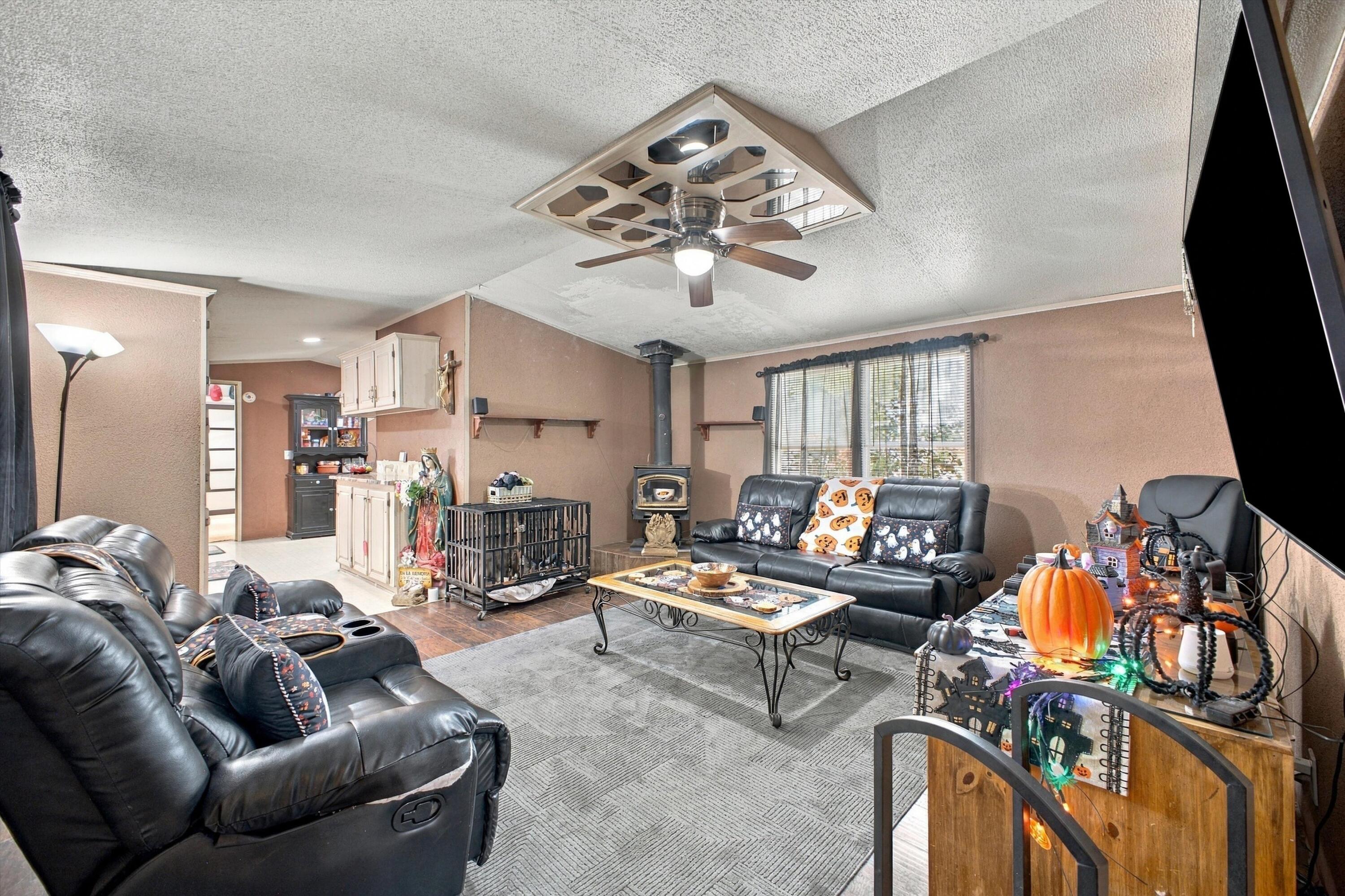 Photo 12 — 2911 Ervien Lane SW 16
