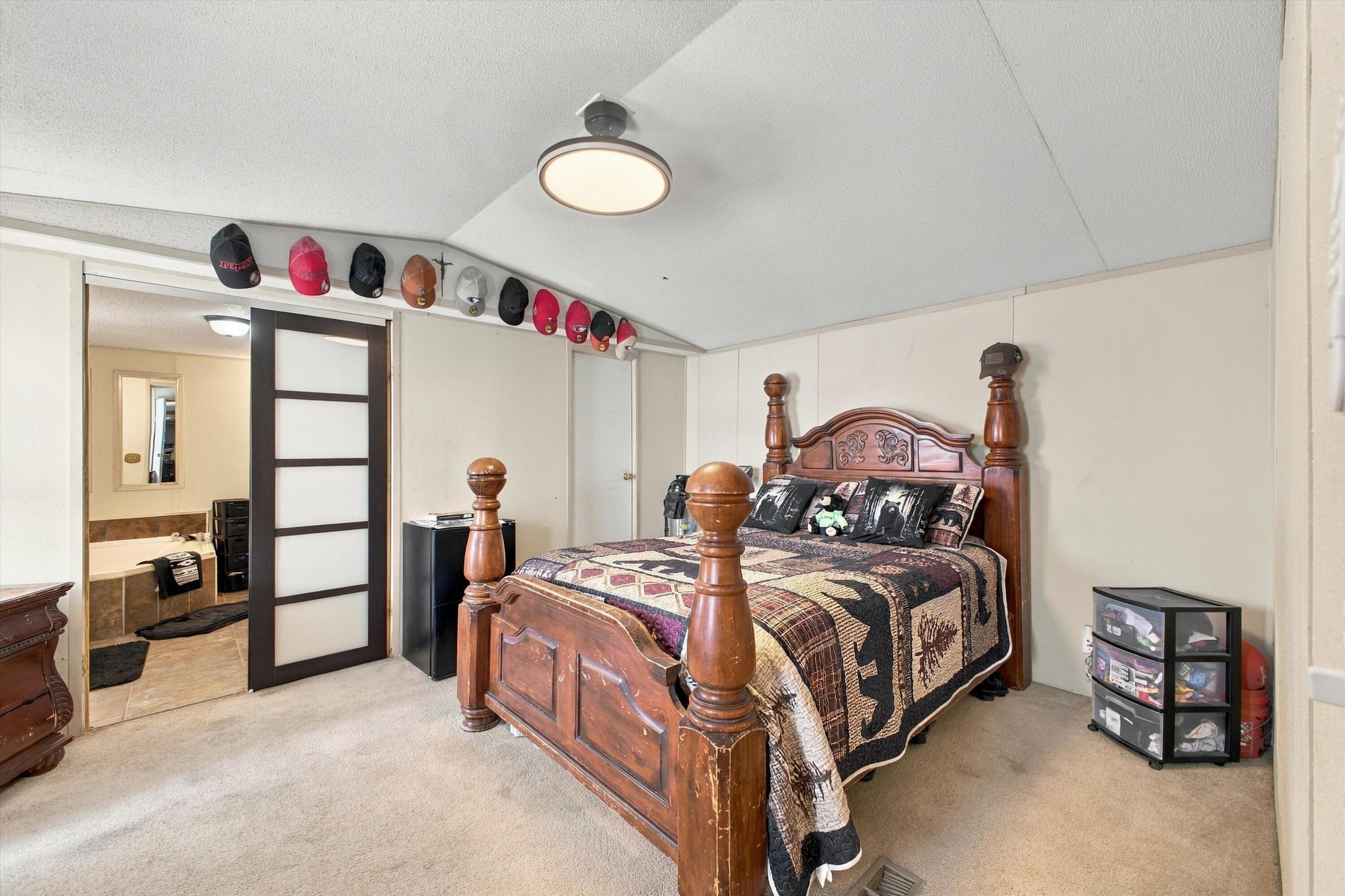 Photo 5 — 2911 Ervien Lane SW 16