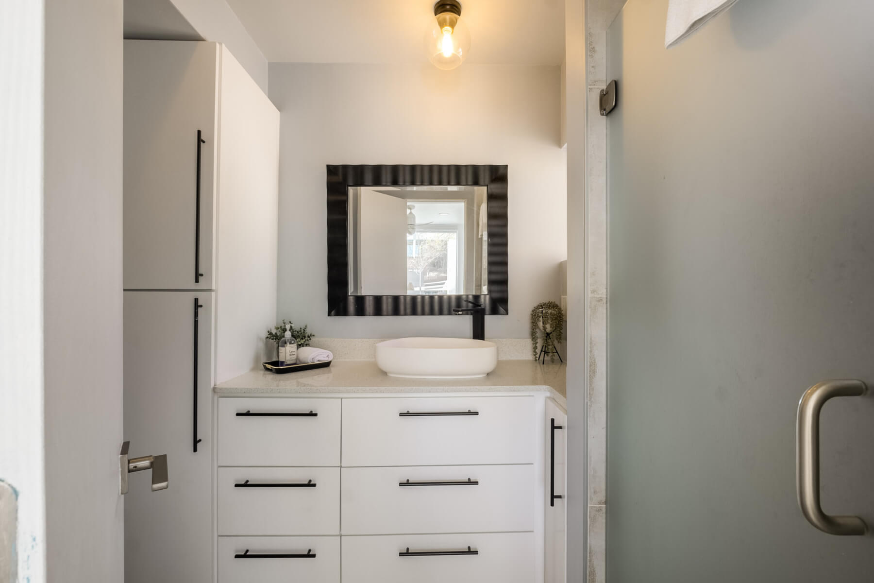 Photo 13 — 409 Ridge Place NE