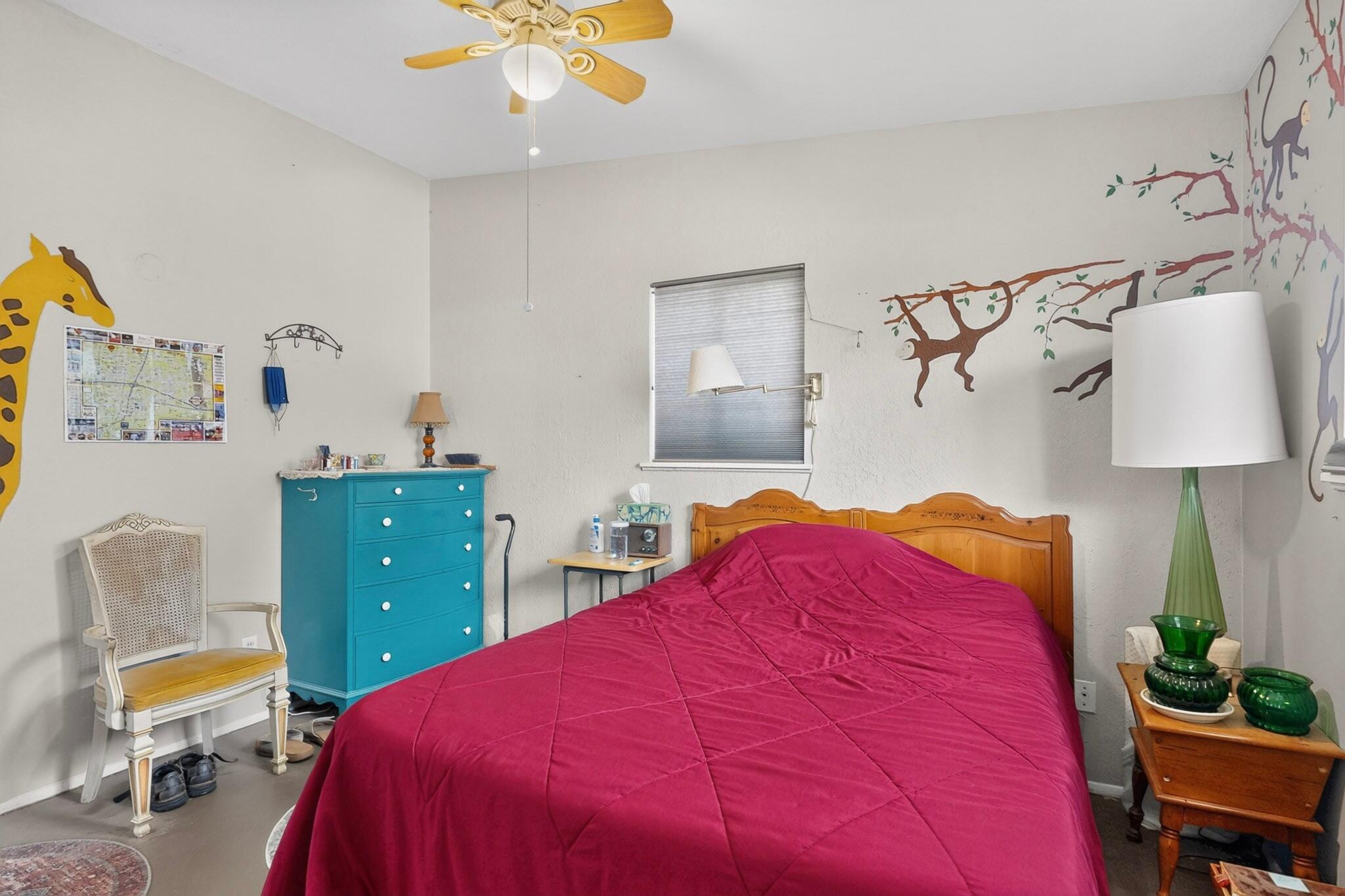 Photo 8 — 713 Claudine Street NE