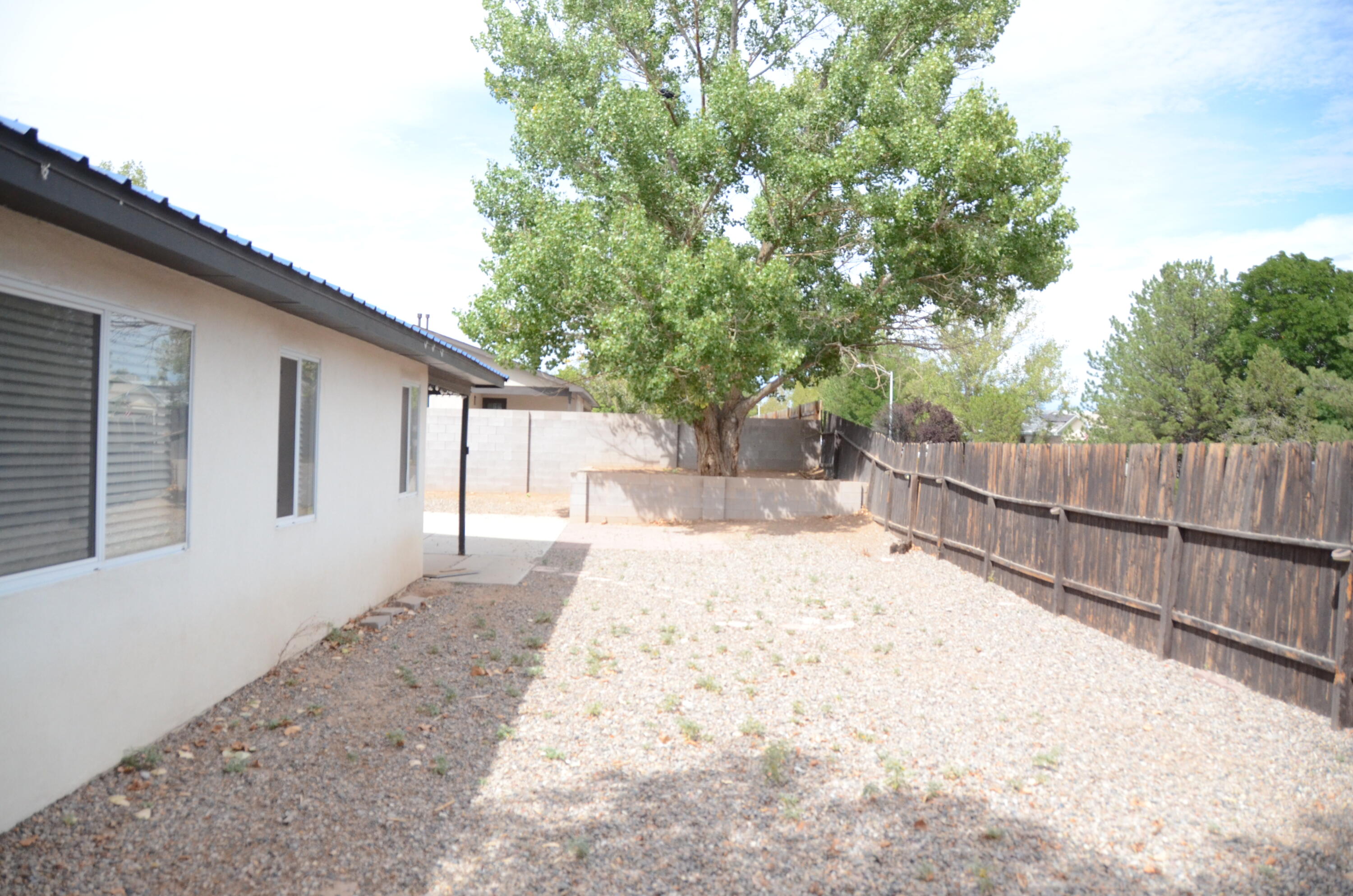 Photo 9 — 937 Marlow Meadows Drive NE