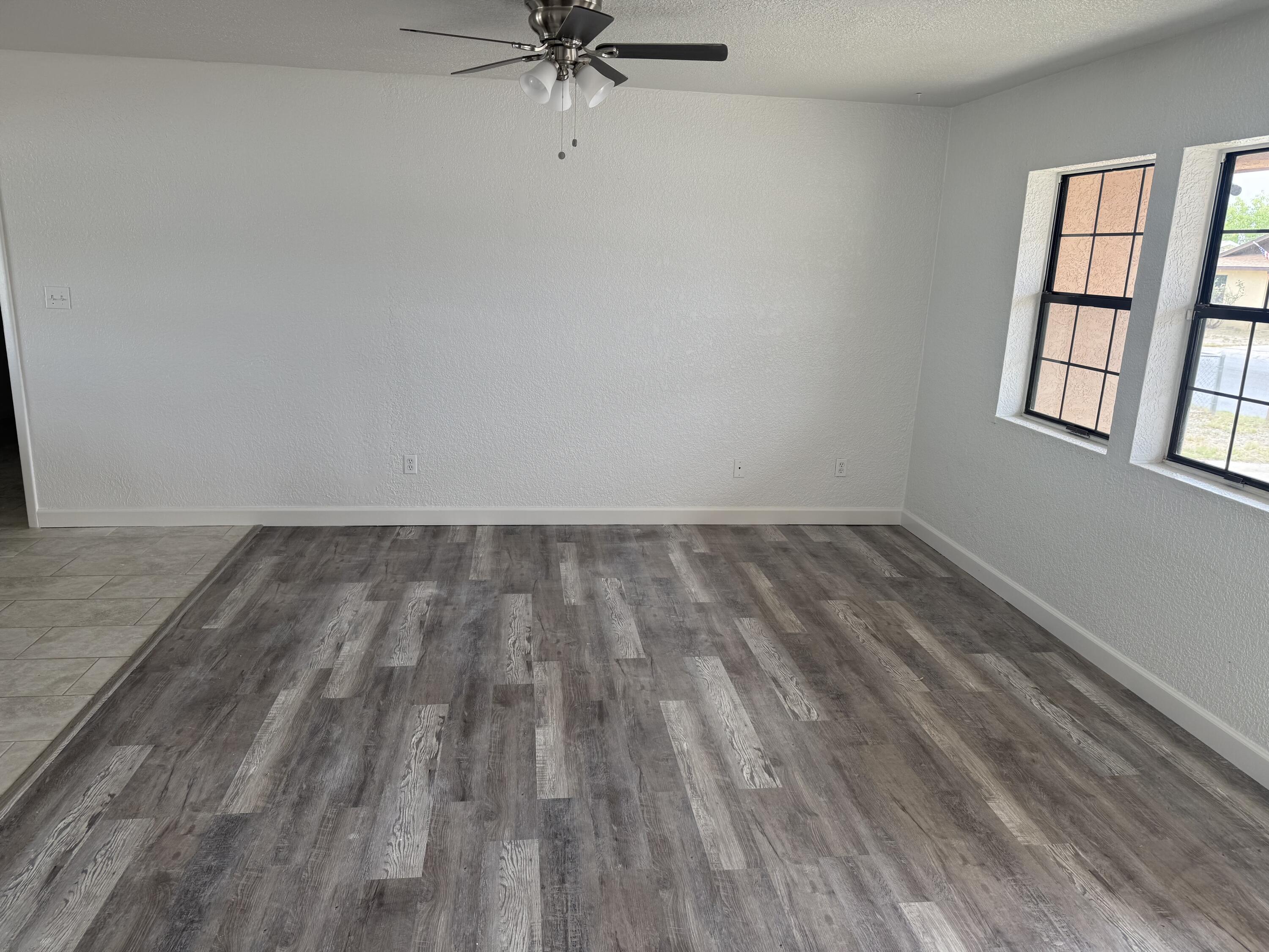 816 La Luz Drive, Belen, NM 87002