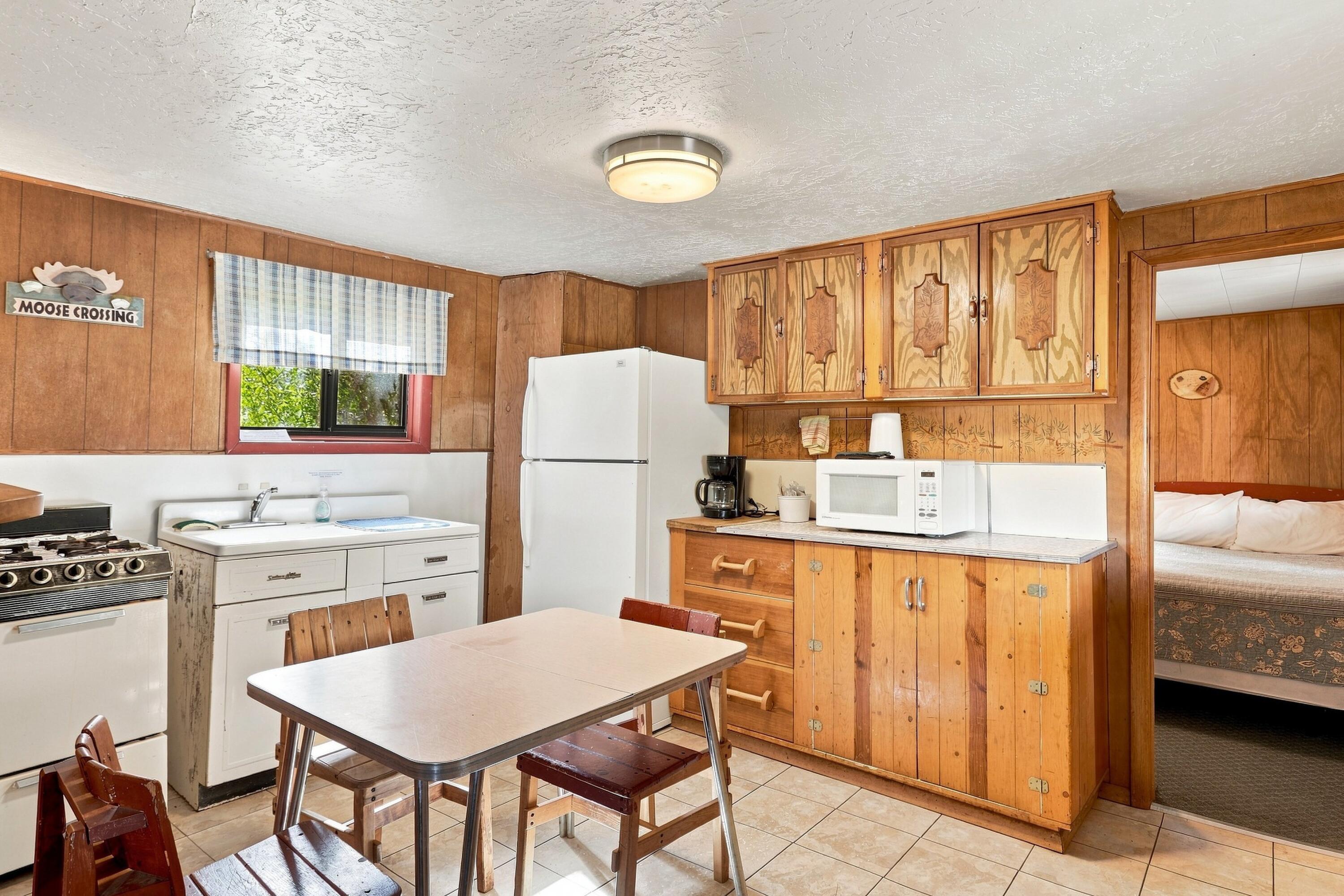 Photo 10 — 2663 U.S. 84