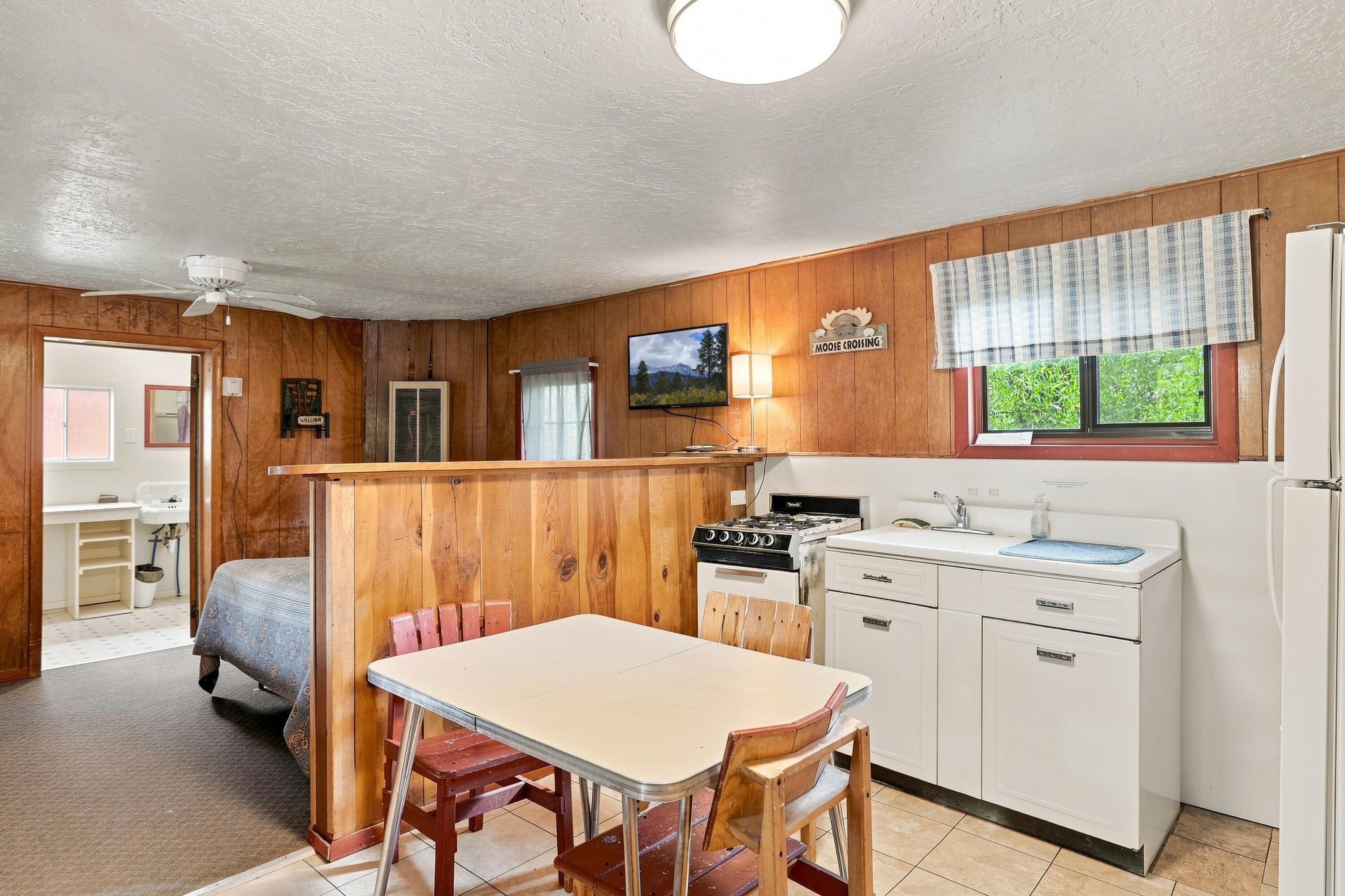 Photo 12 — 2663 U.S. 84