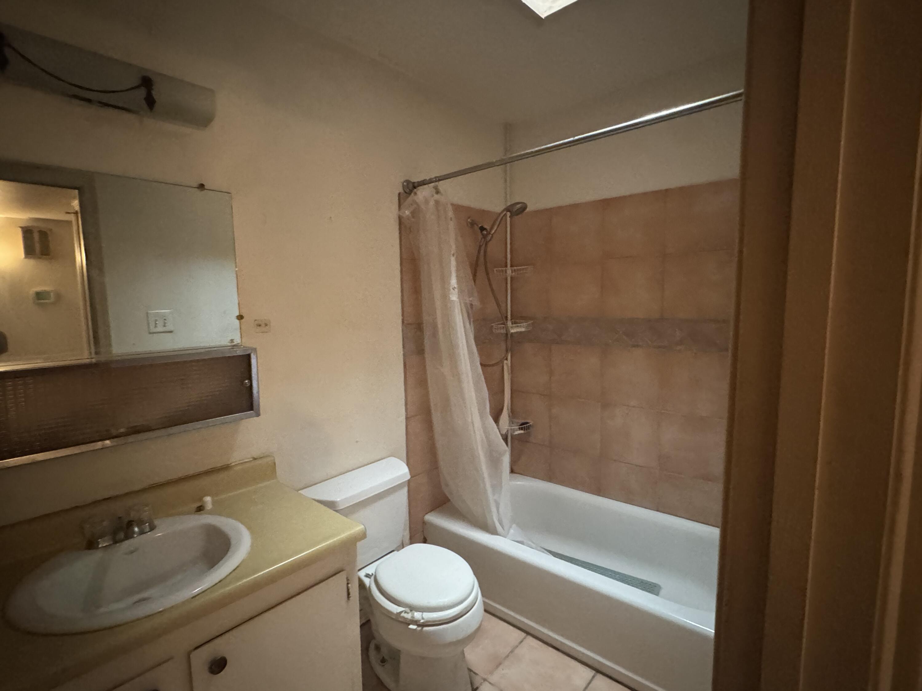 Photo 19 — 13121 Parkview Avenue NE