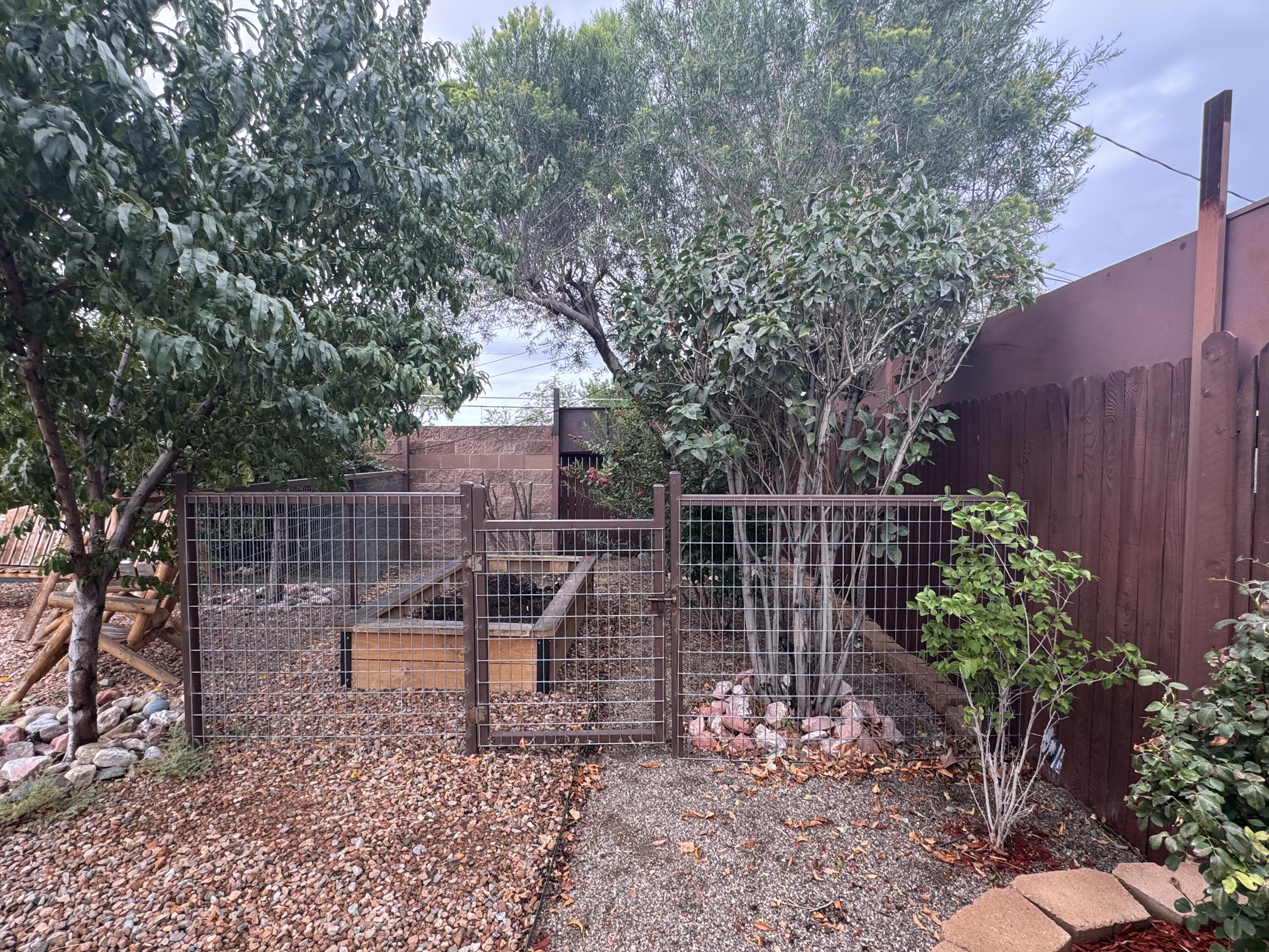 Photo 2 — 13121 Parkview Avenue NE