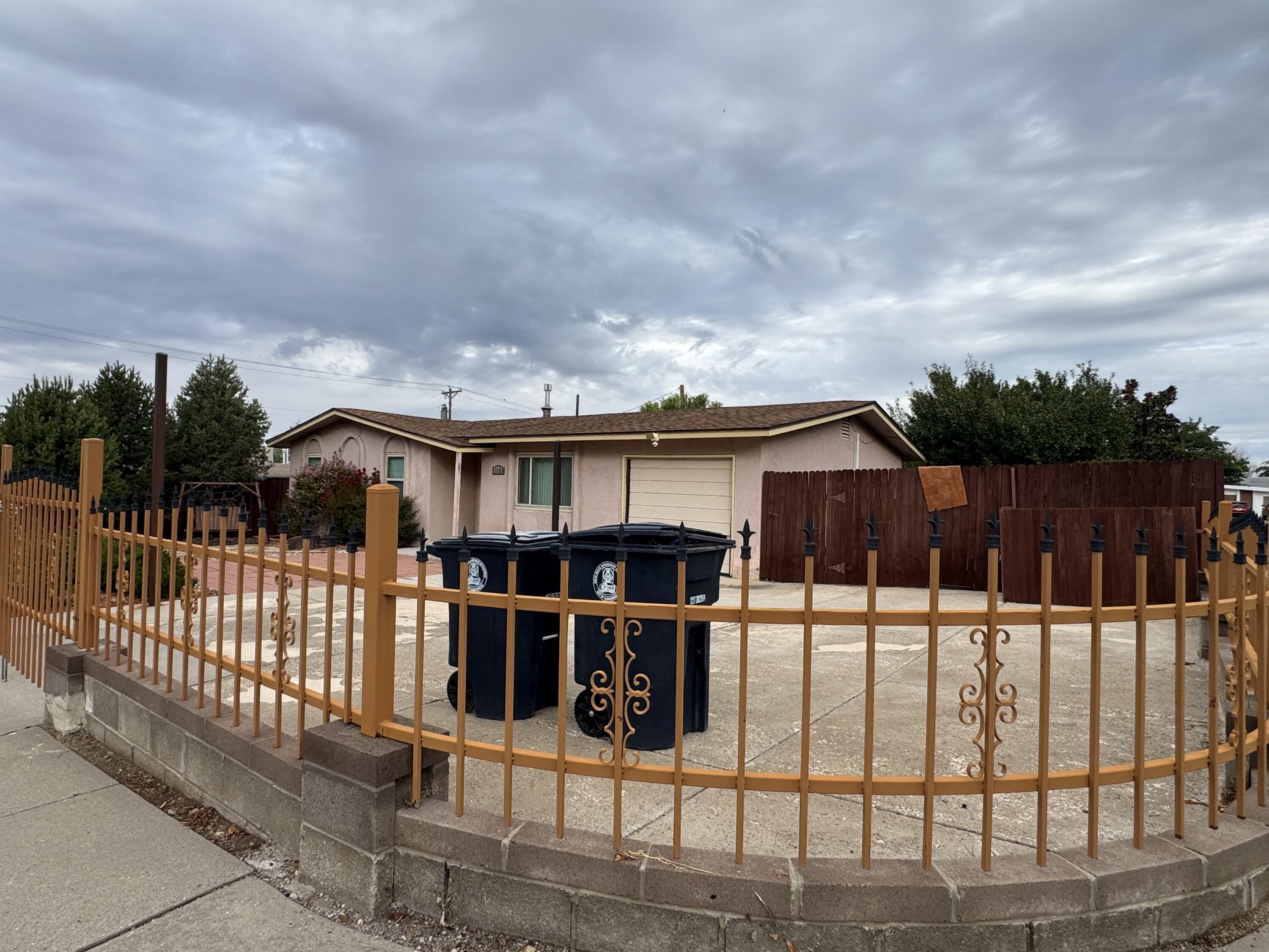 Photo 9 — 13121 Parkview Avenue NE