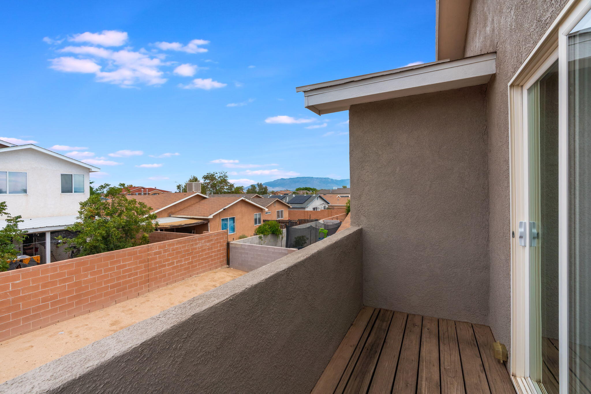Photo 17 — 9105 Rialto Avenue SW