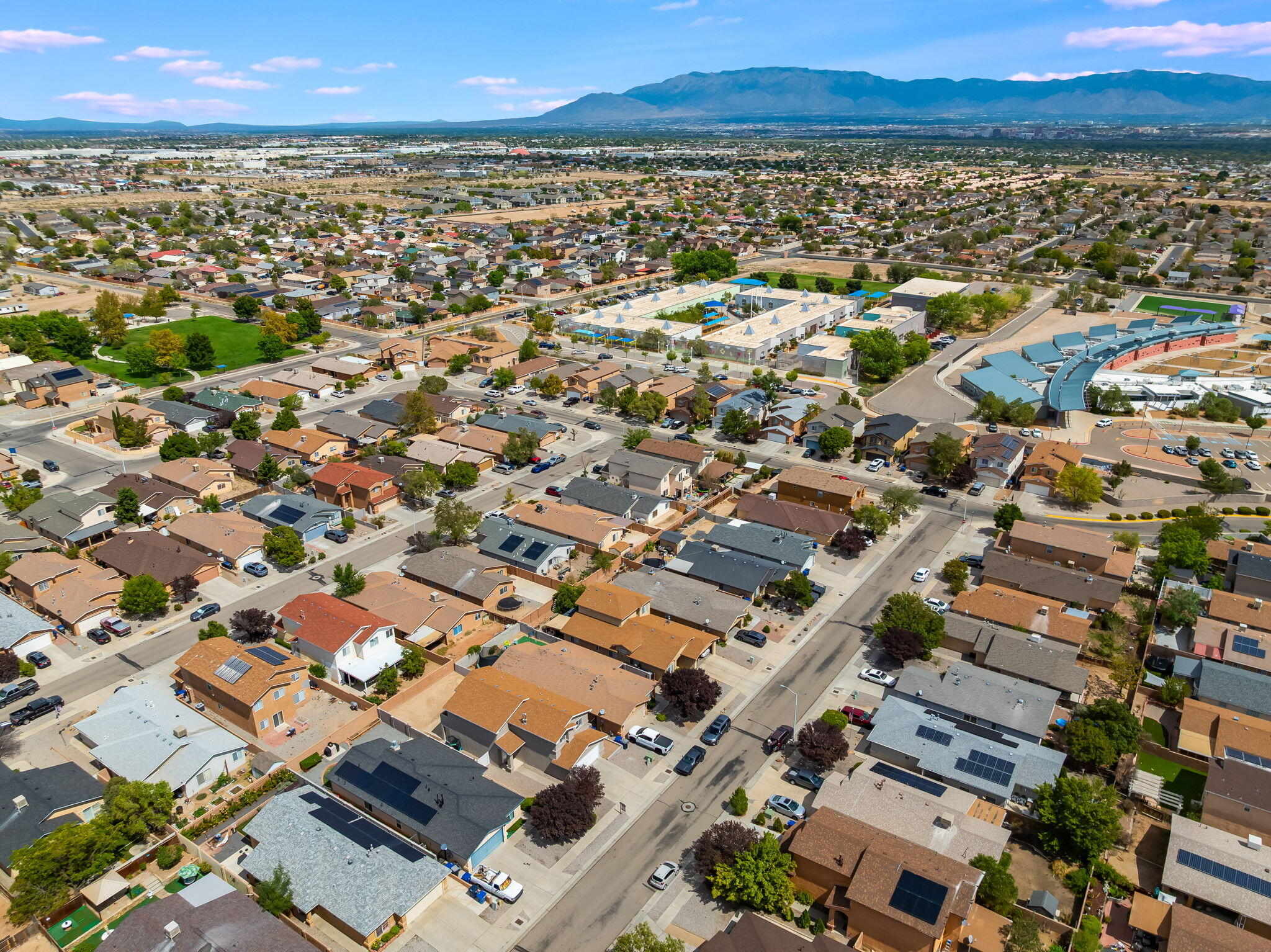 Photo 6 — 9105 Rialto Avenue SW
