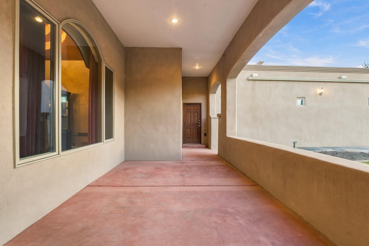 Photo 2 — 9415 Black Farm Lane NW