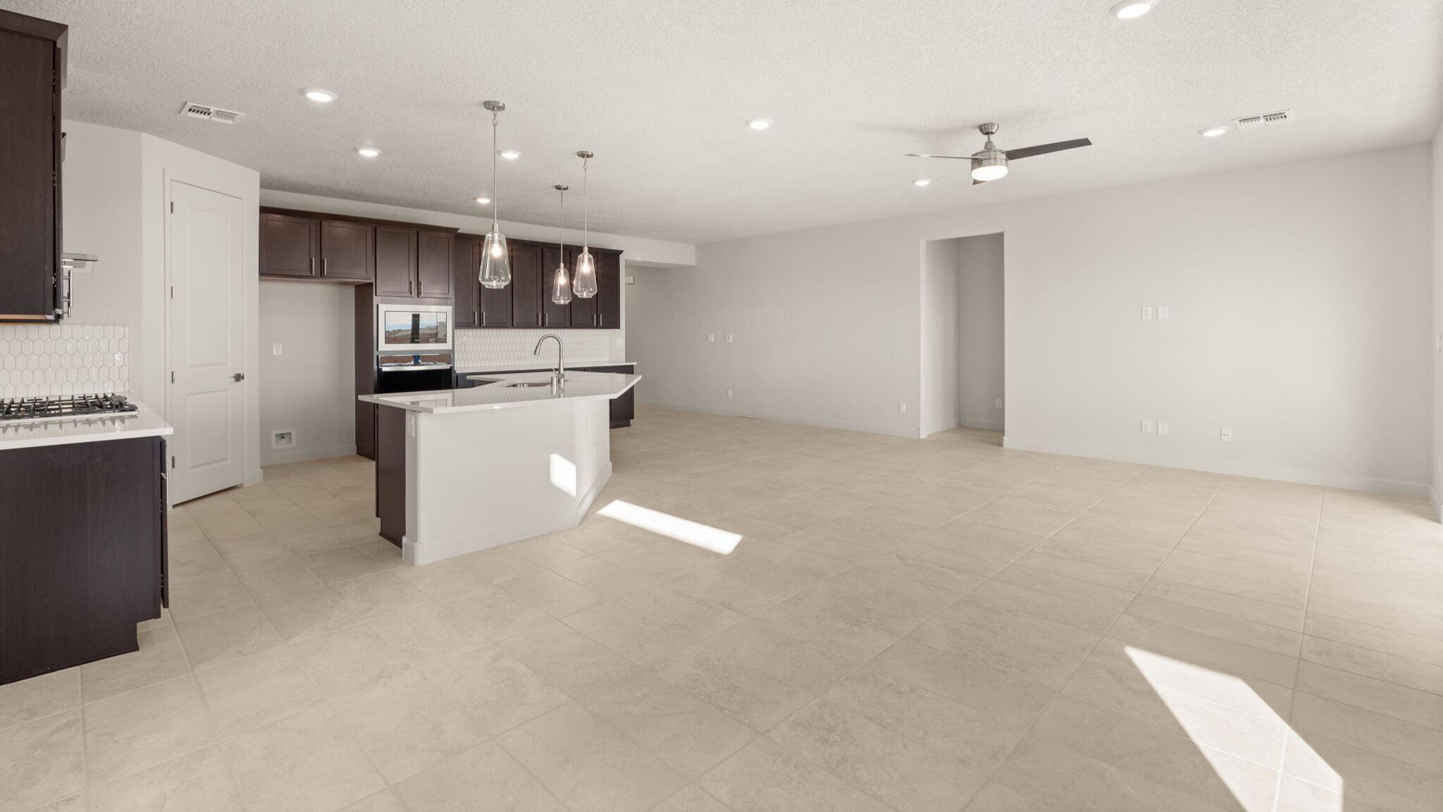 Photo 11 — 2467 Marble Avenue NE