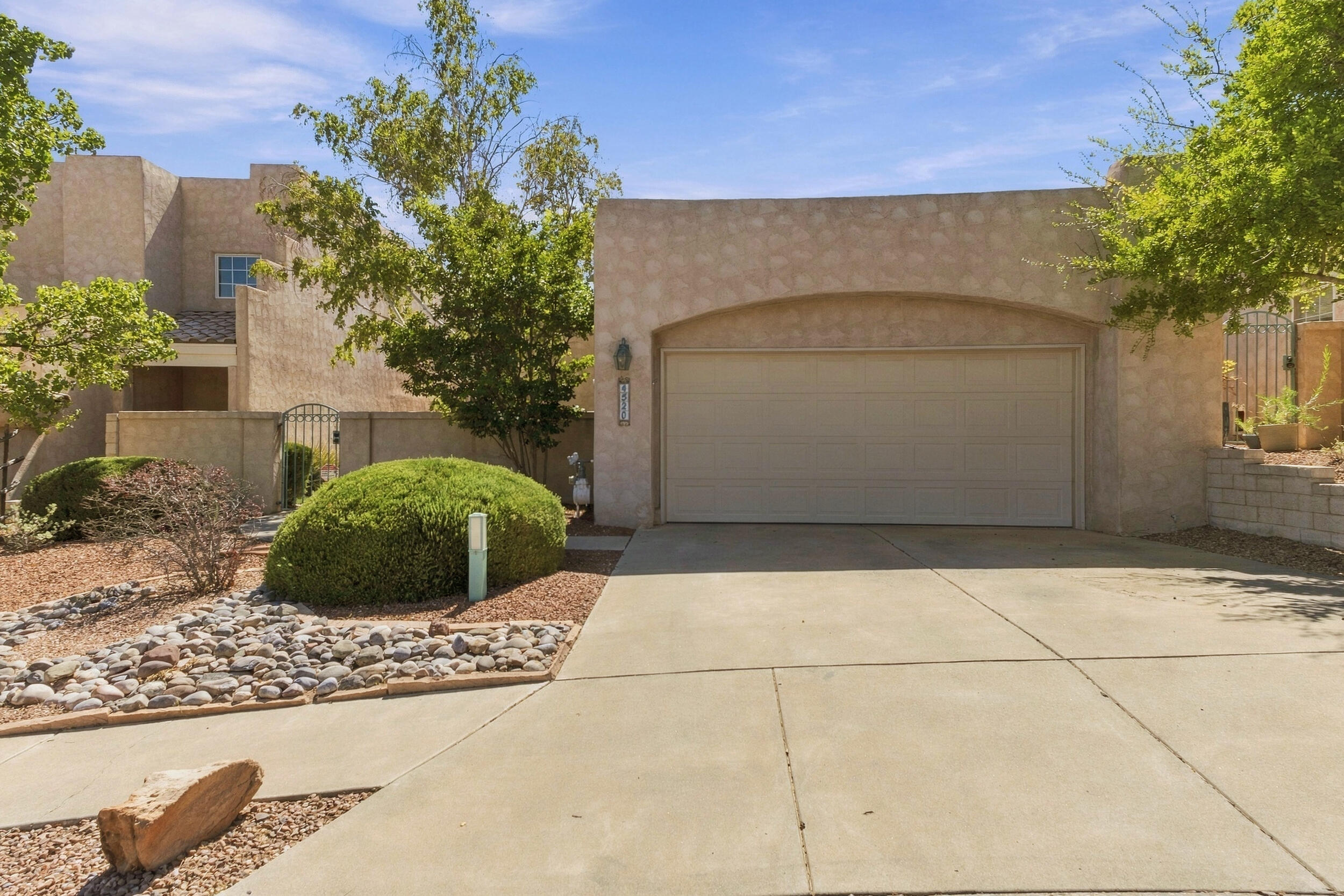 Photo 3 — 4520 Miramar Drive NW