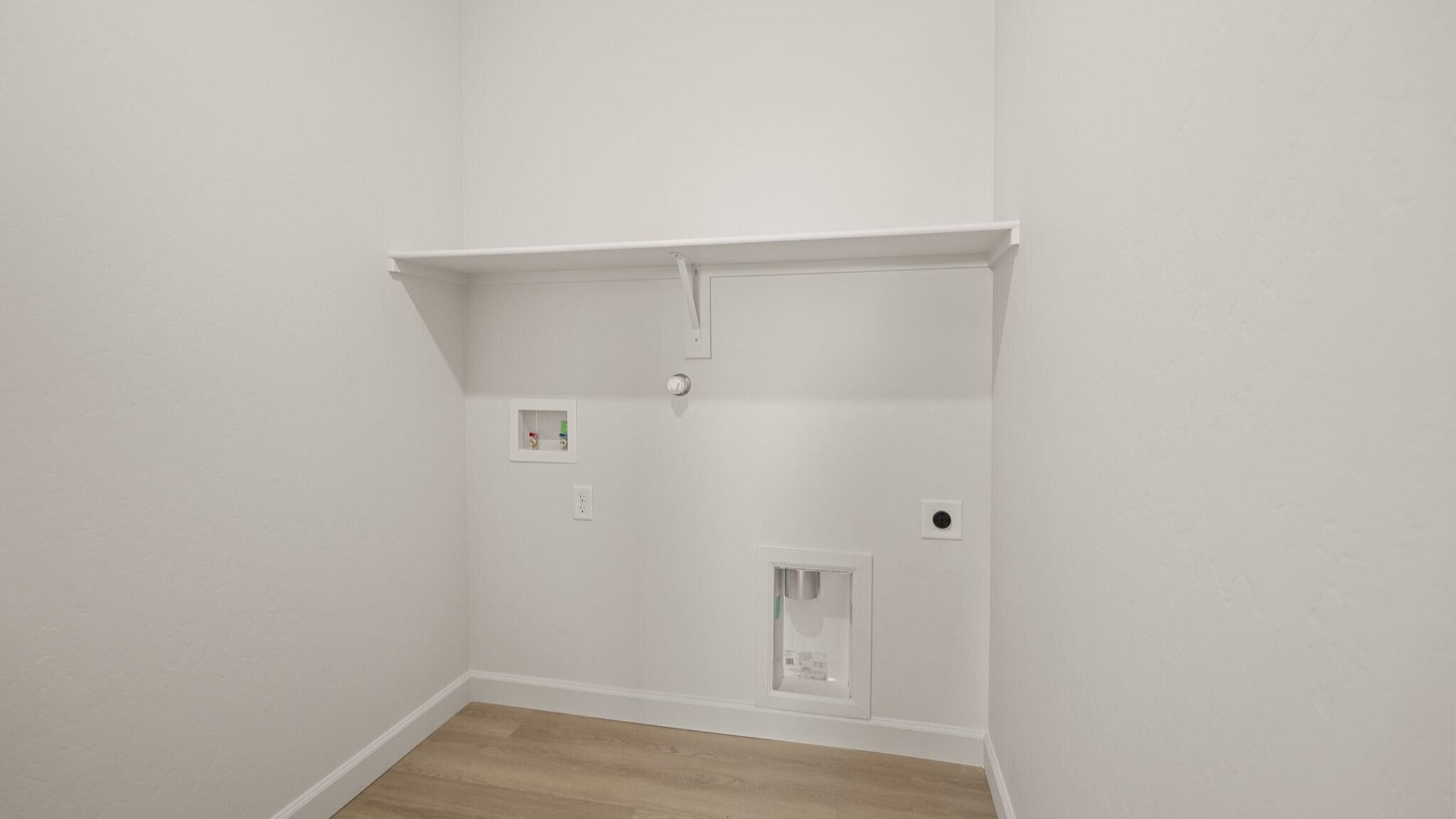 Photo 2 — 2440 Marble Avenue NE