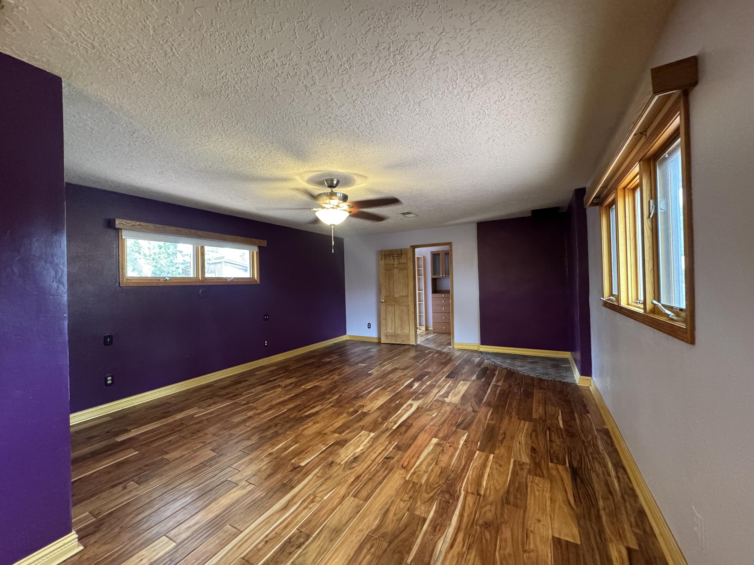 Photo 19 — 961 Alameda Boulevard NW