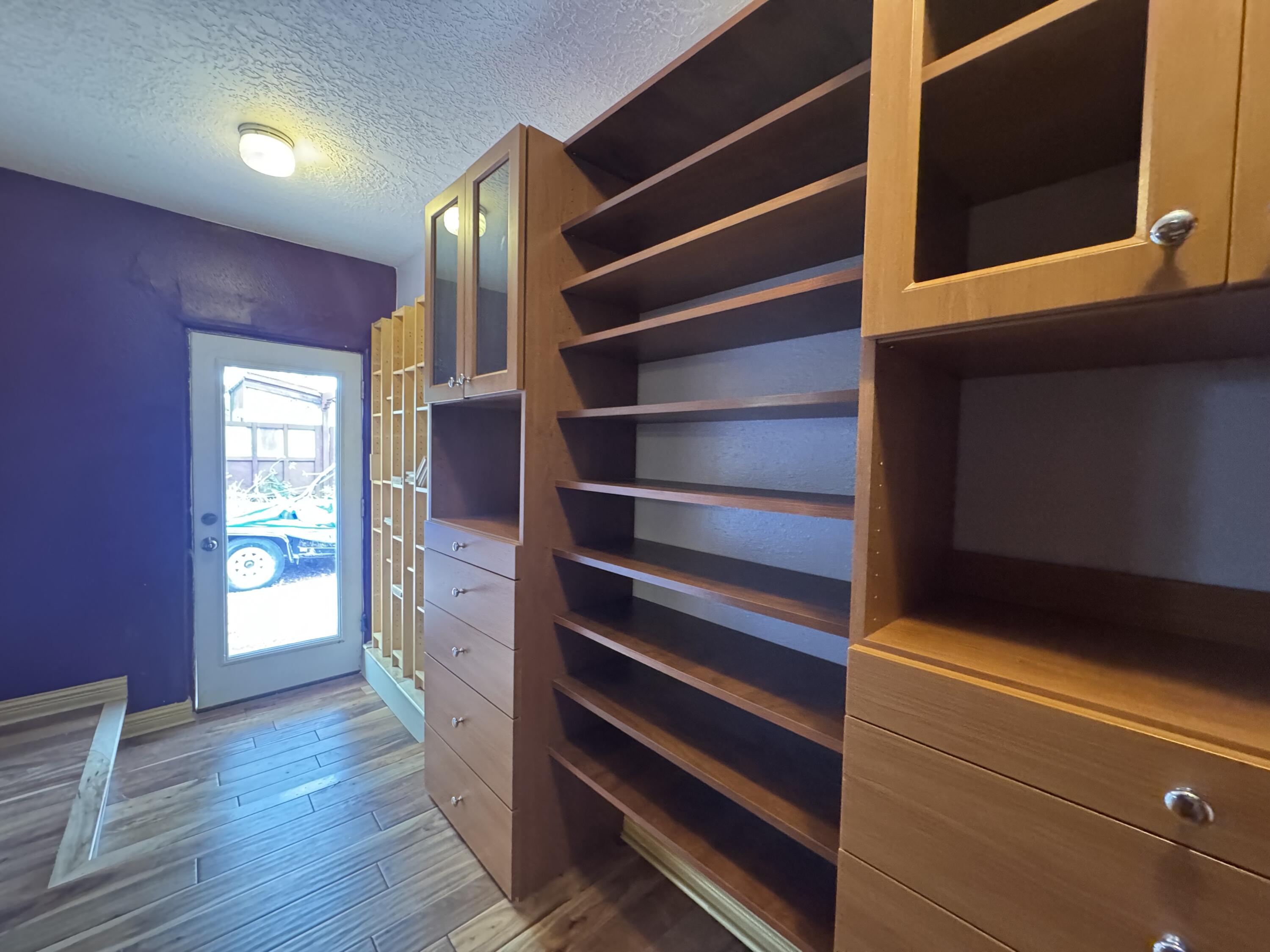 Photo 16 — 961 Alameda Boulevard NW