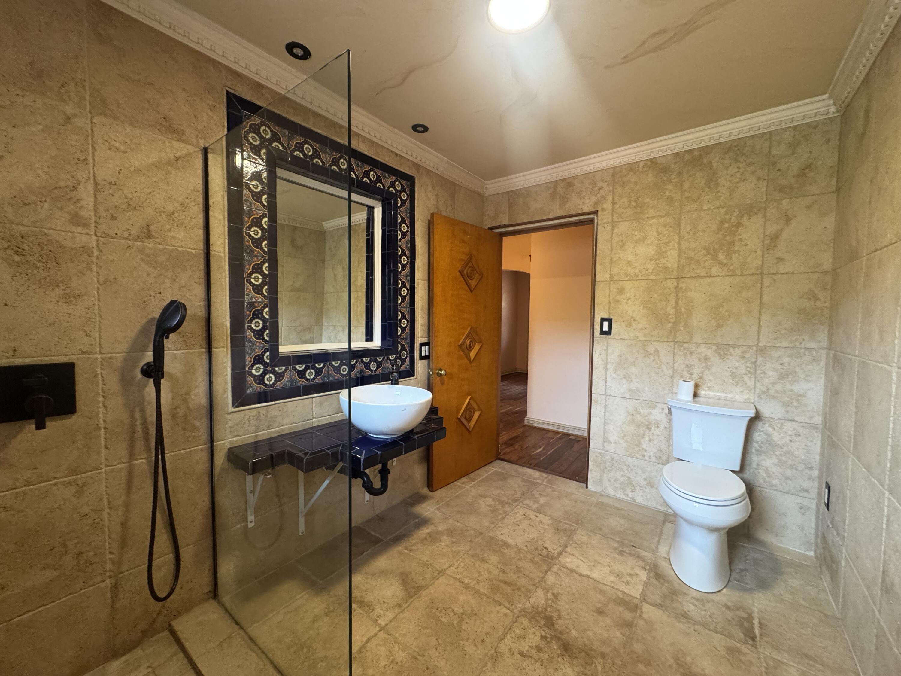 Photo 13 — 961 Alameda Boulevard NW