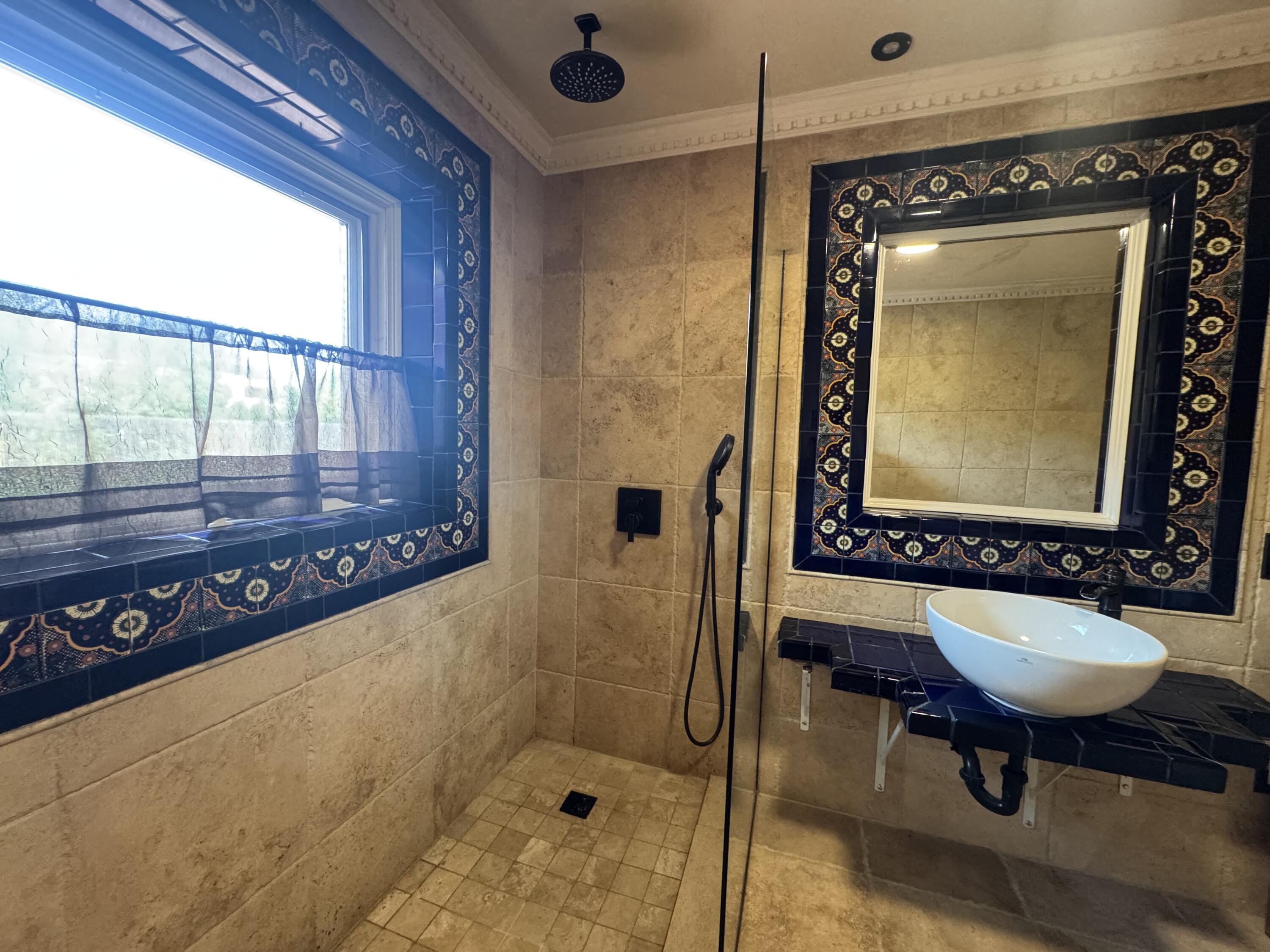 Photo 11 — 961 Alameda Boulevard NW