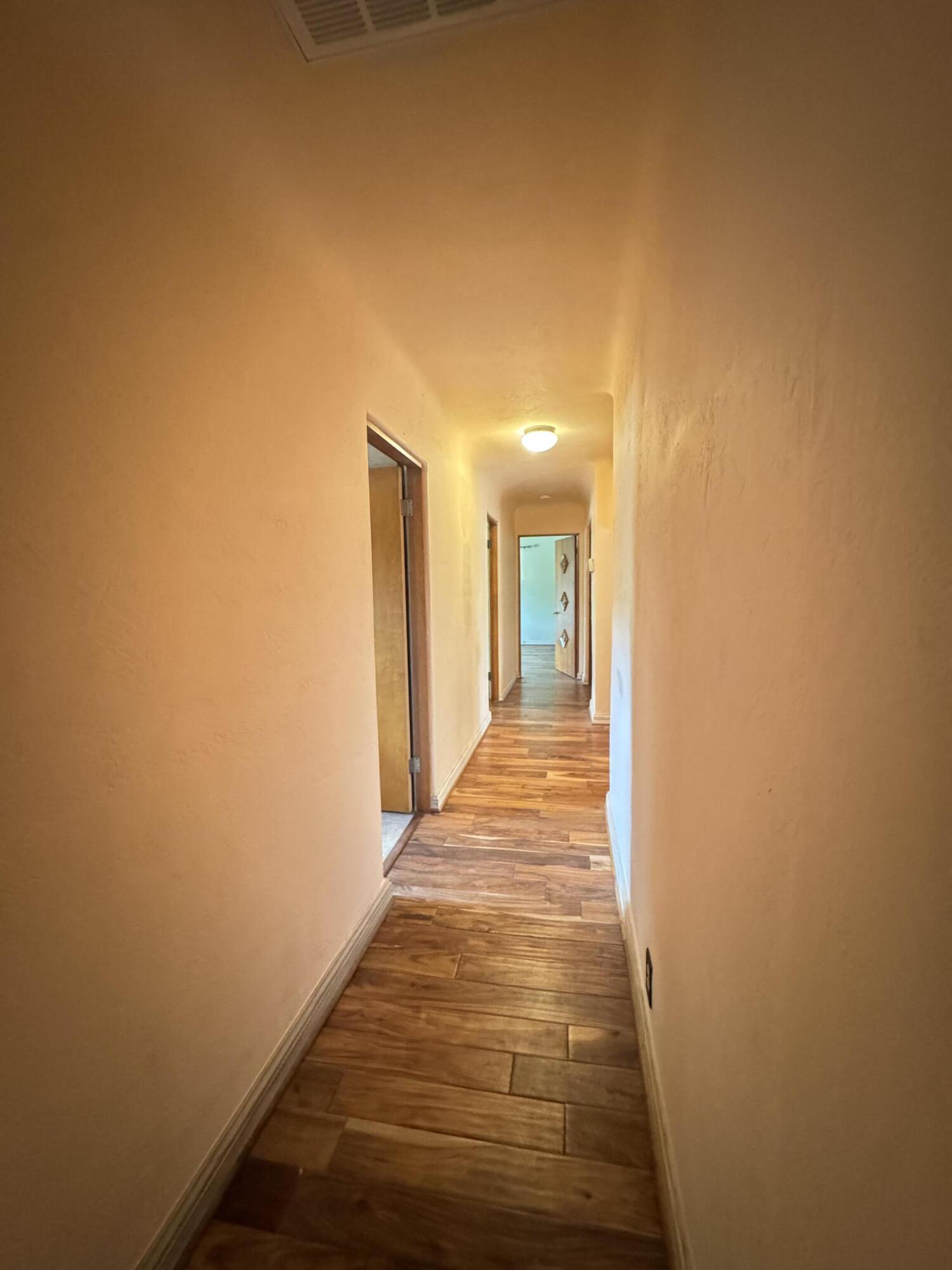 Photo 10 — 961 Alameda Boulevard NW