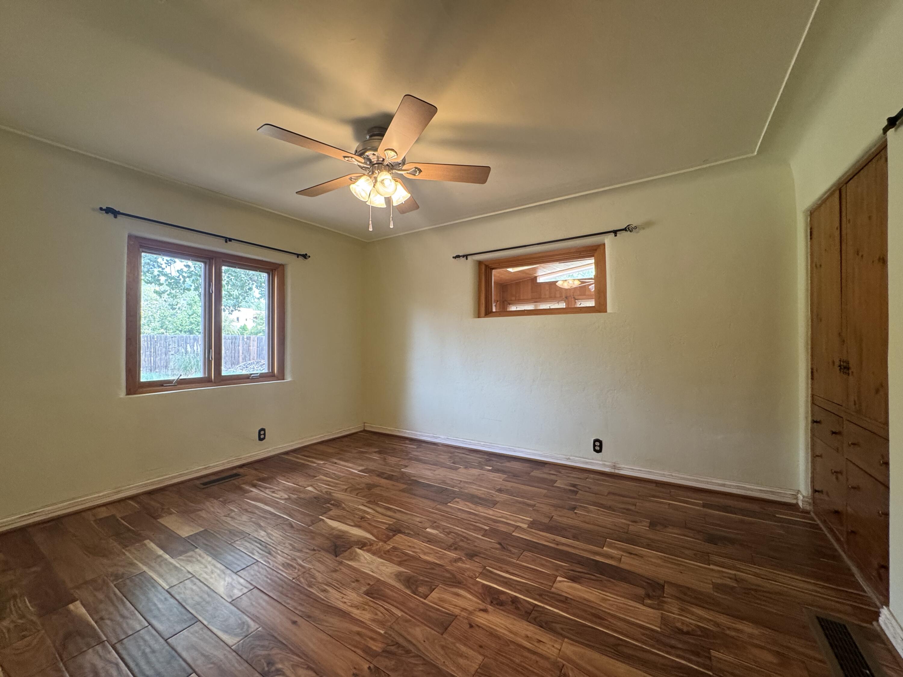 Photo 8 — 961 Alameda Boulevard NW