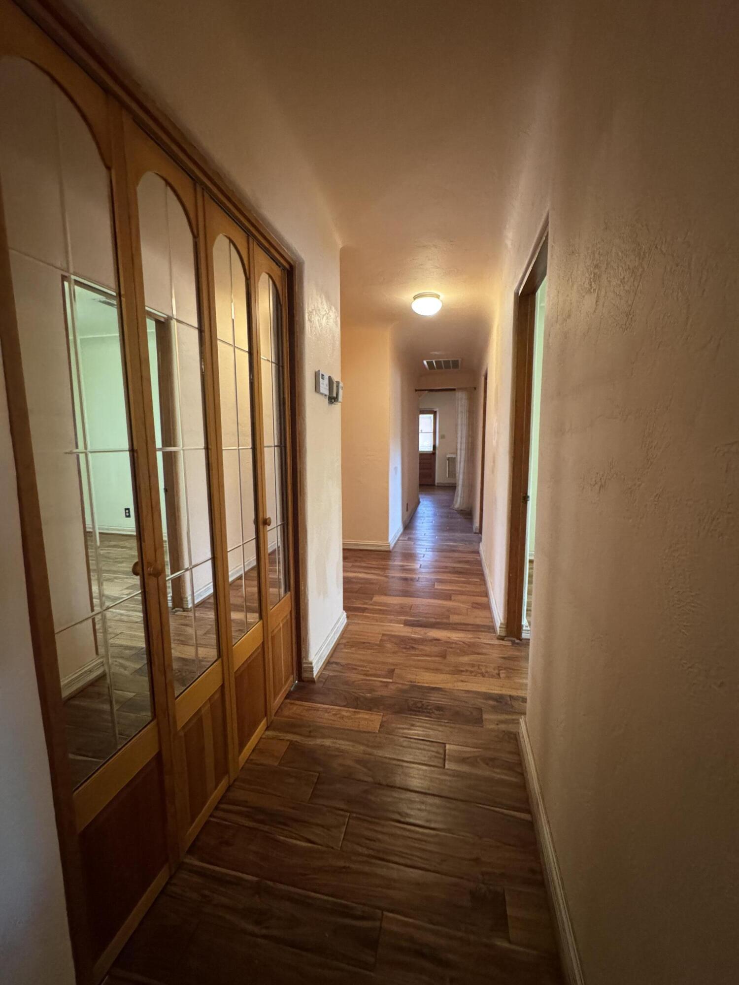 Photo 6 — 961 Alameda Boulevard NW
