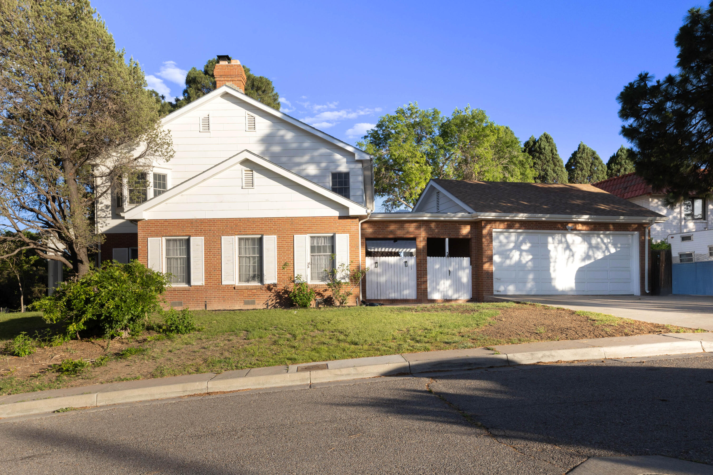 Photo 8 — 1809 Newton Place NE