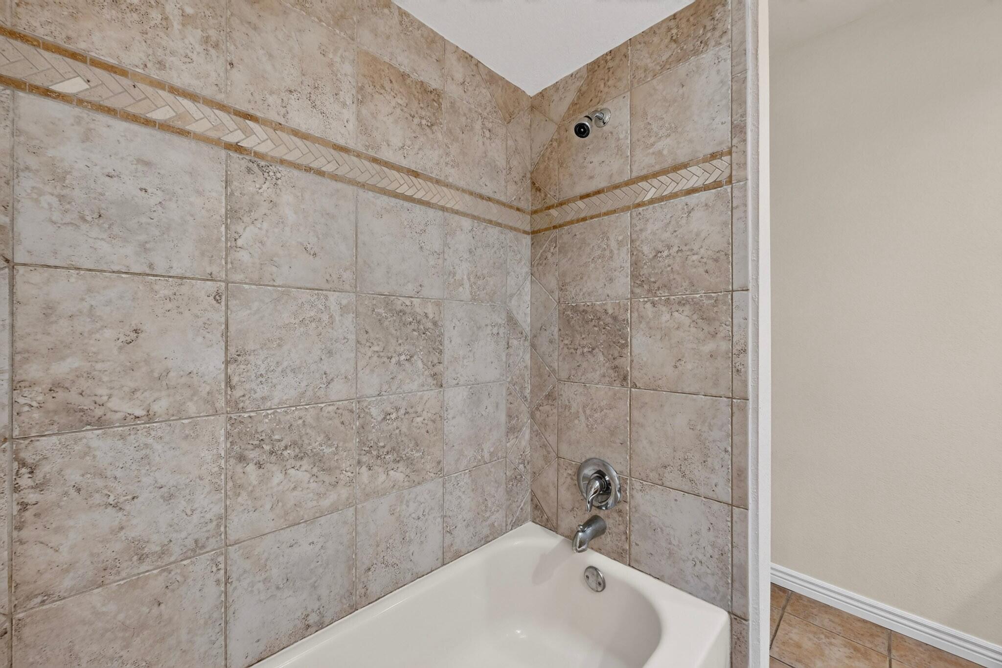 Photo 18 — 5134 Hattiesburg Avenue NW
