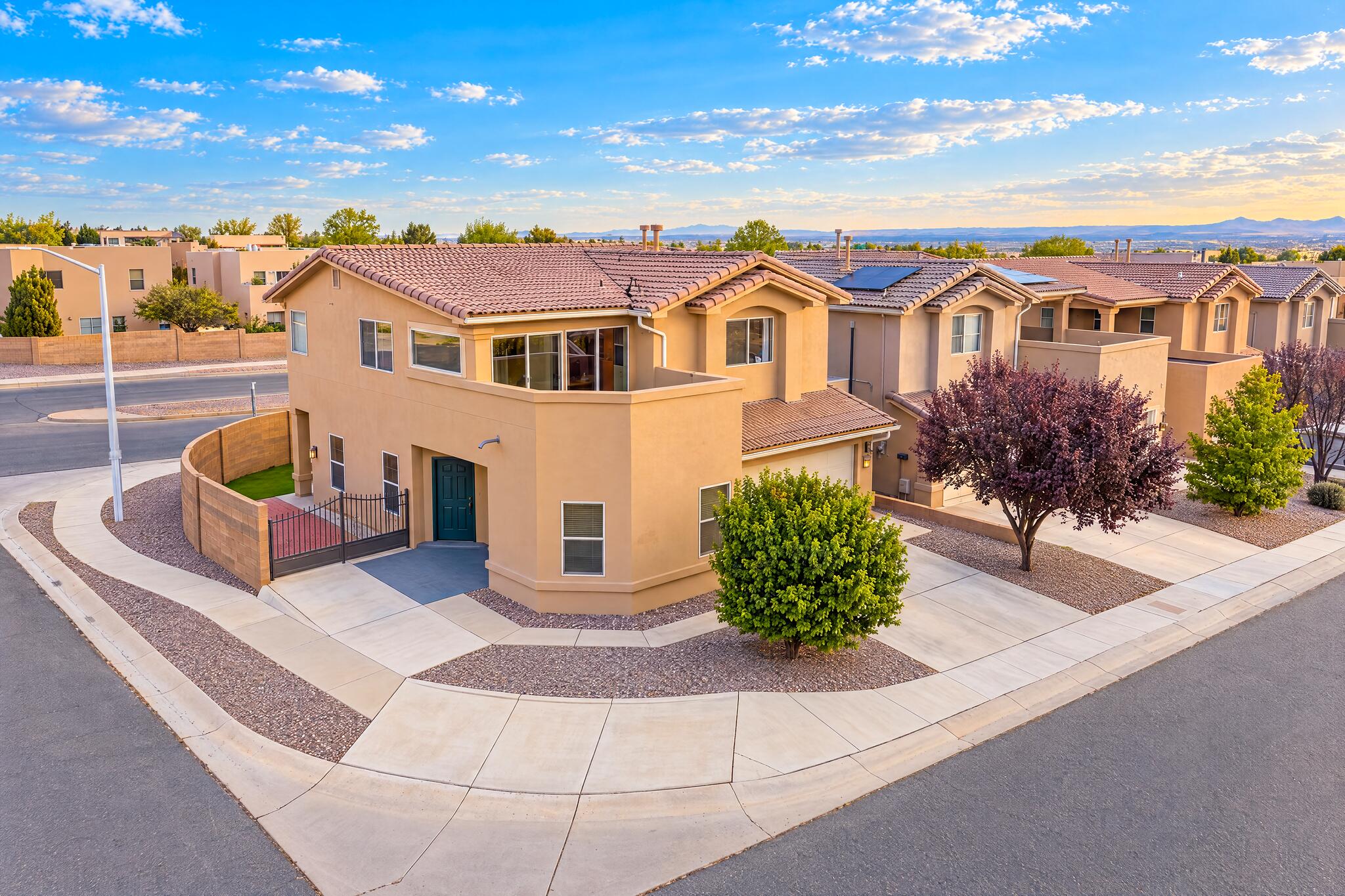 7336 Dancing Eagle Avenue NE, Albuquerque, NM 87113