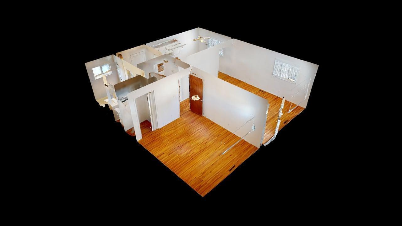 Photo 13 — 4600 Zuni Road SE