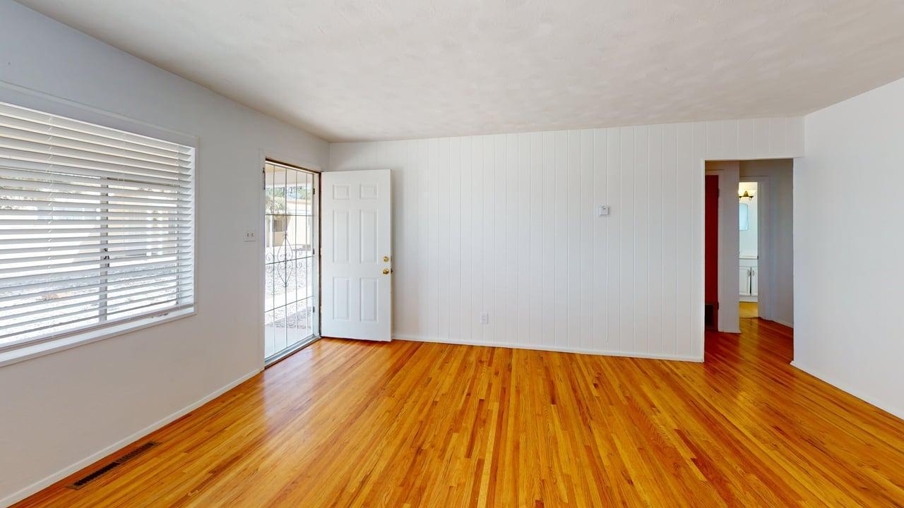 Photo 17 — 4600 Zuni Road SE