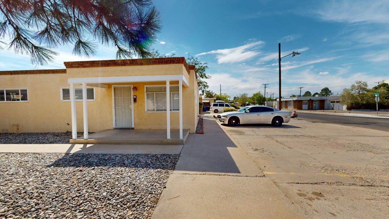Photo 19 — 4600 Zuni Road SE