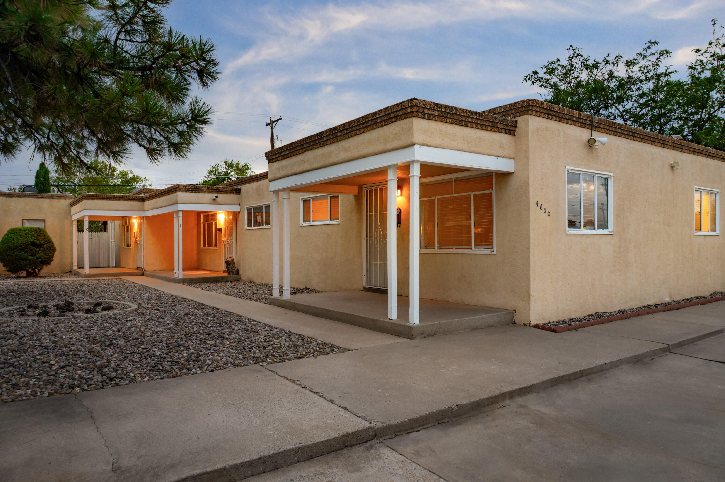 Photo 20 — 4600 Zuni Road SE