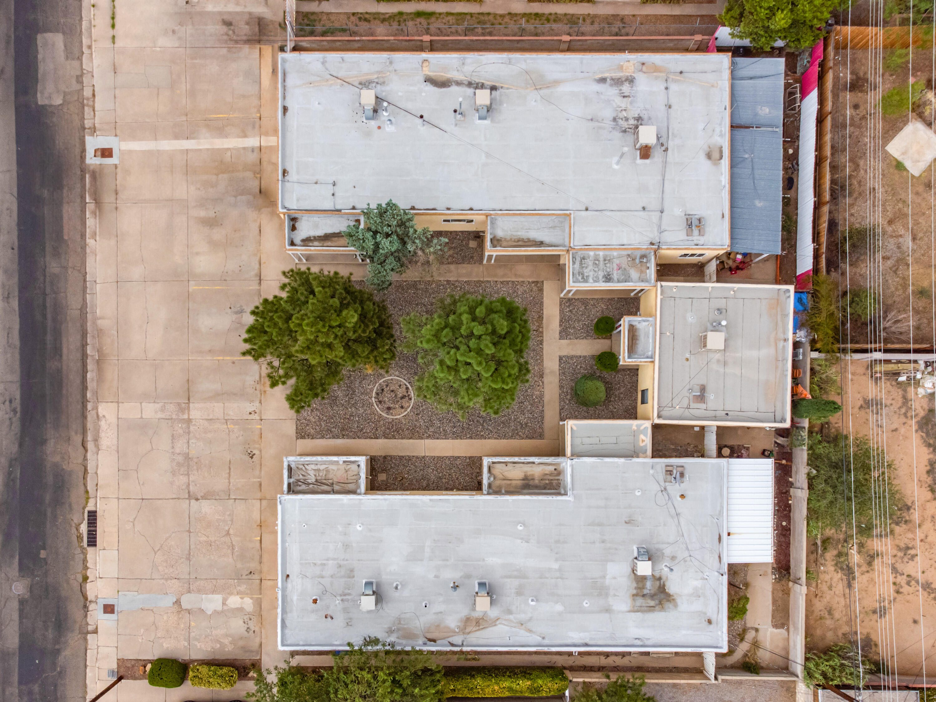 Photo 2 — 4600 Zuni Road SE