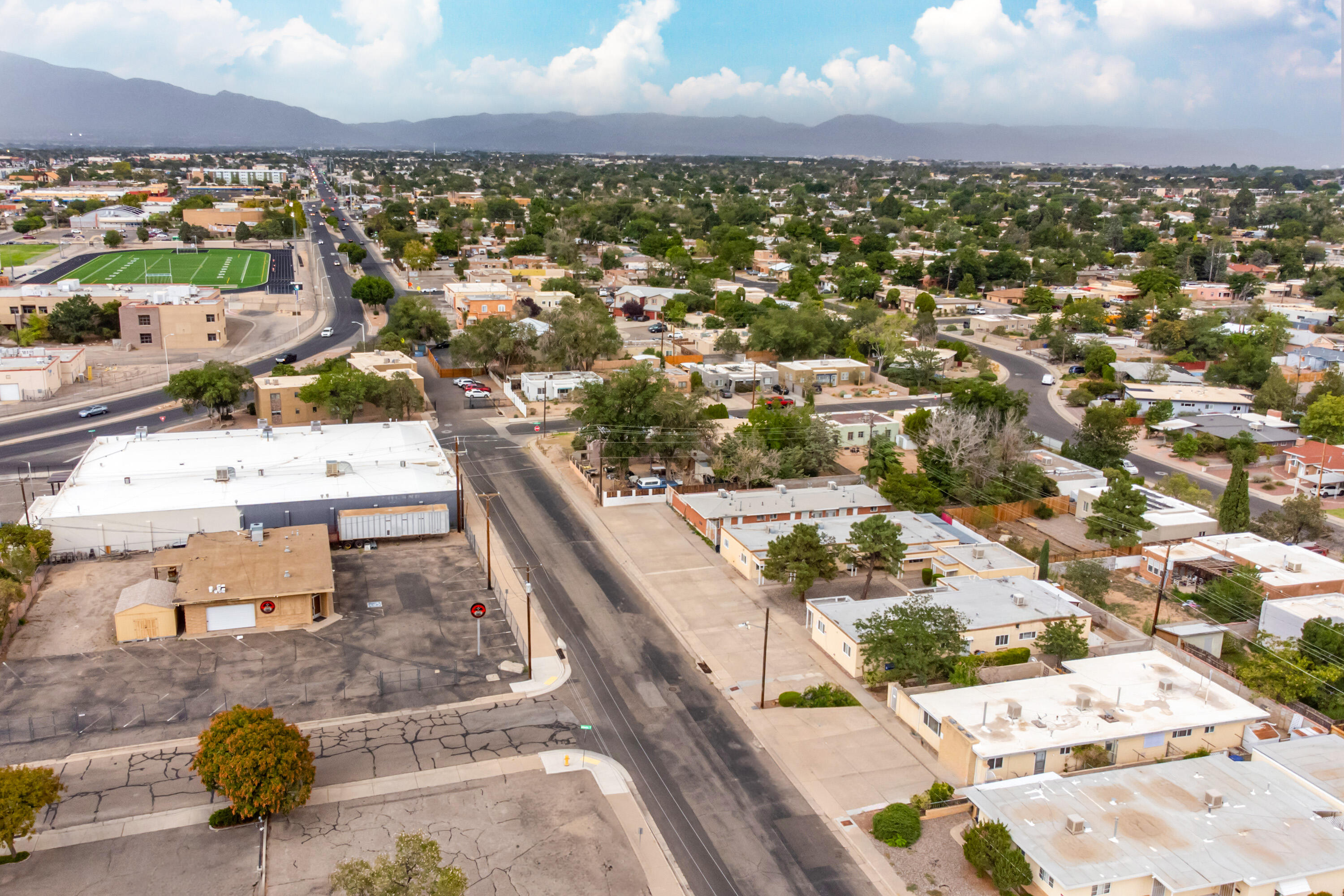 Photo 3 — 4600 Zuni Road SE