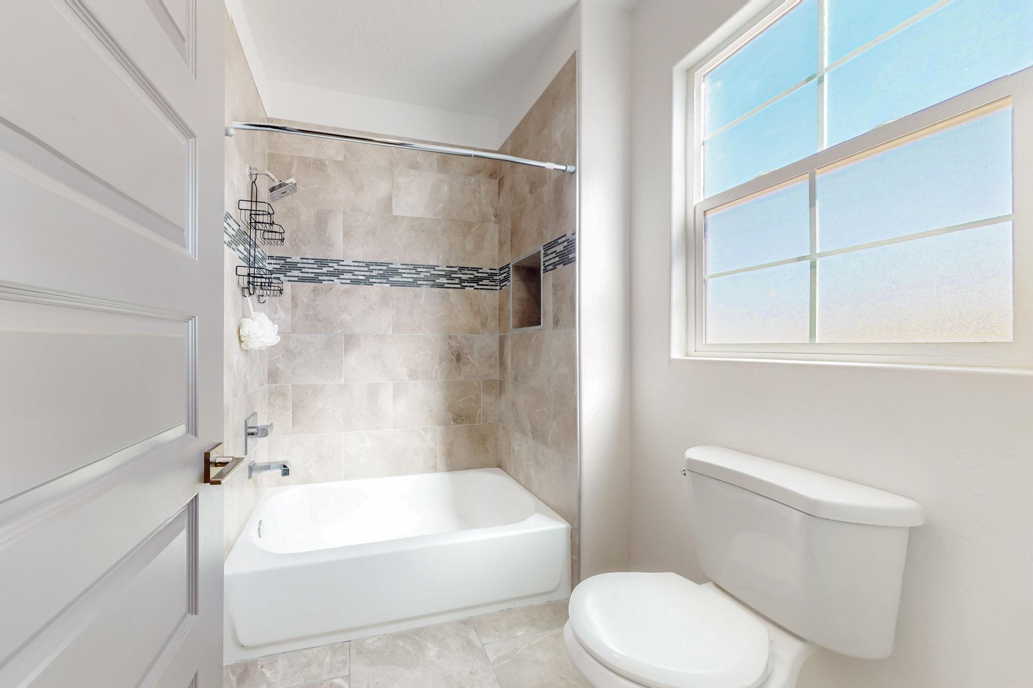 Photo 2 — 2639 Stryker Road SE