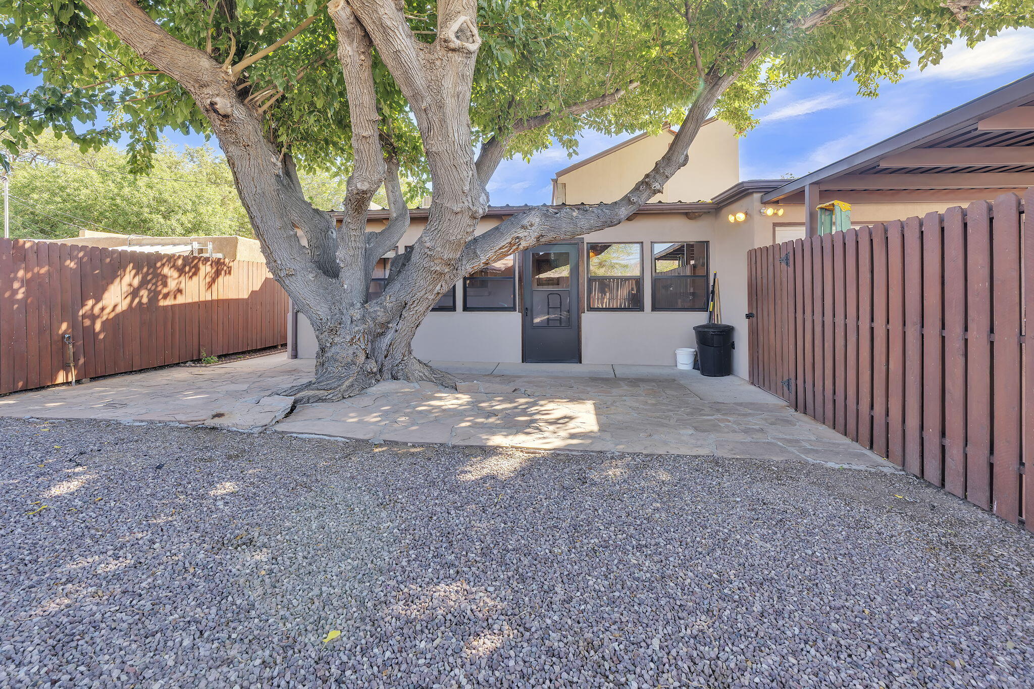 Photo 19 — 411 Eaton Avenue