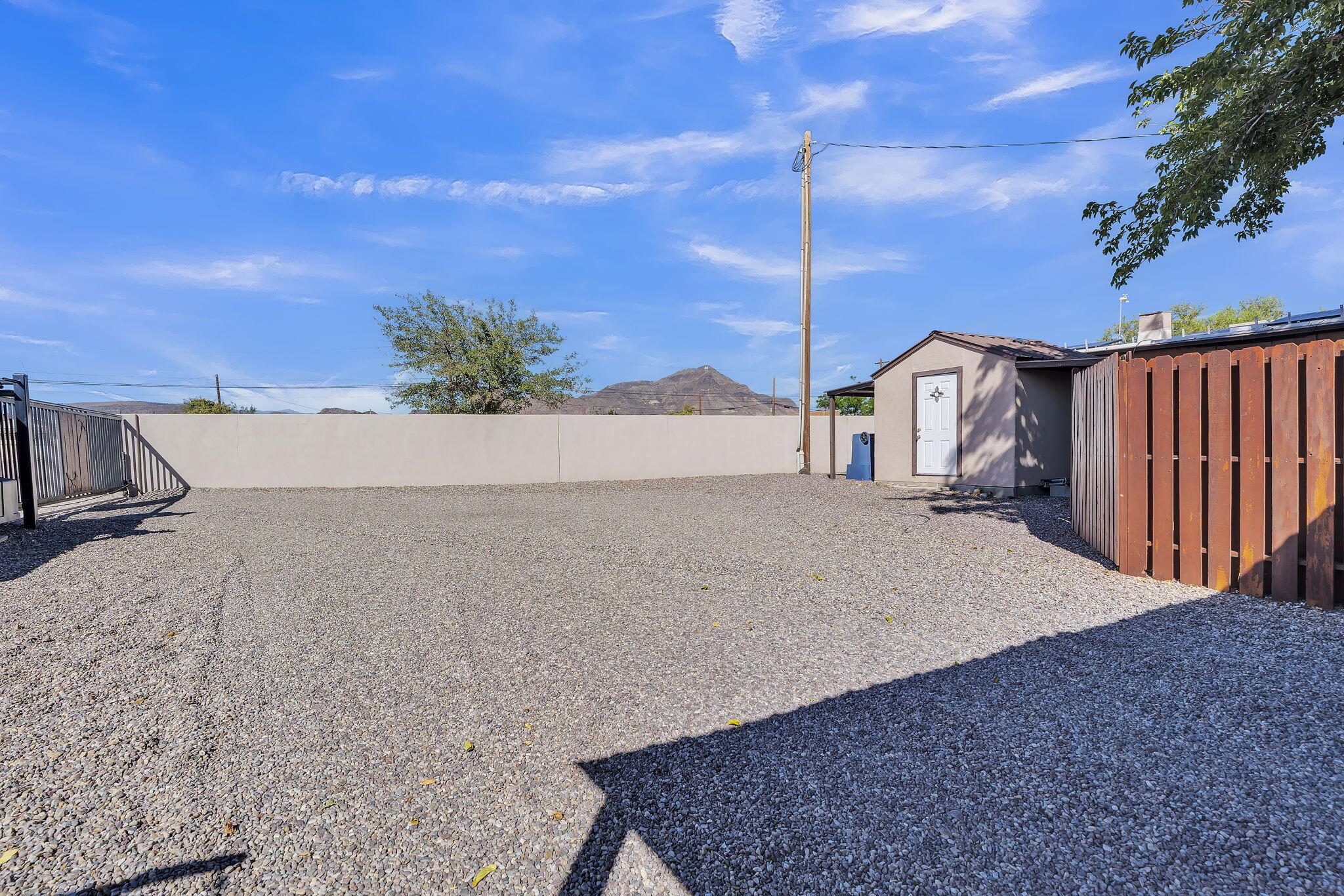 Photo 15 — 411 Eaton Avenue