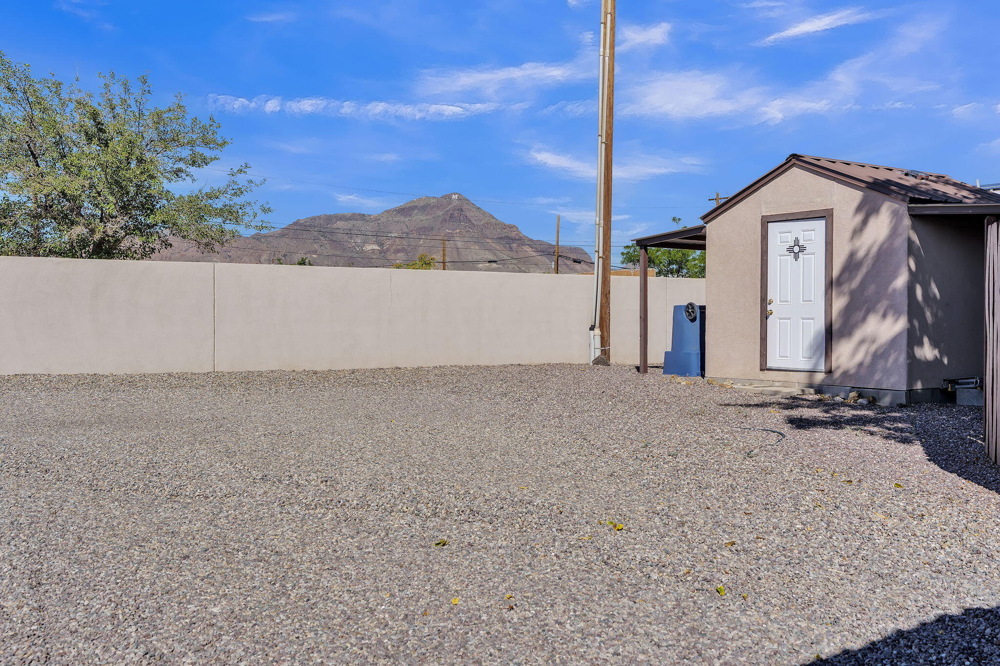 Photo 13 — 411 Eaton Avenue