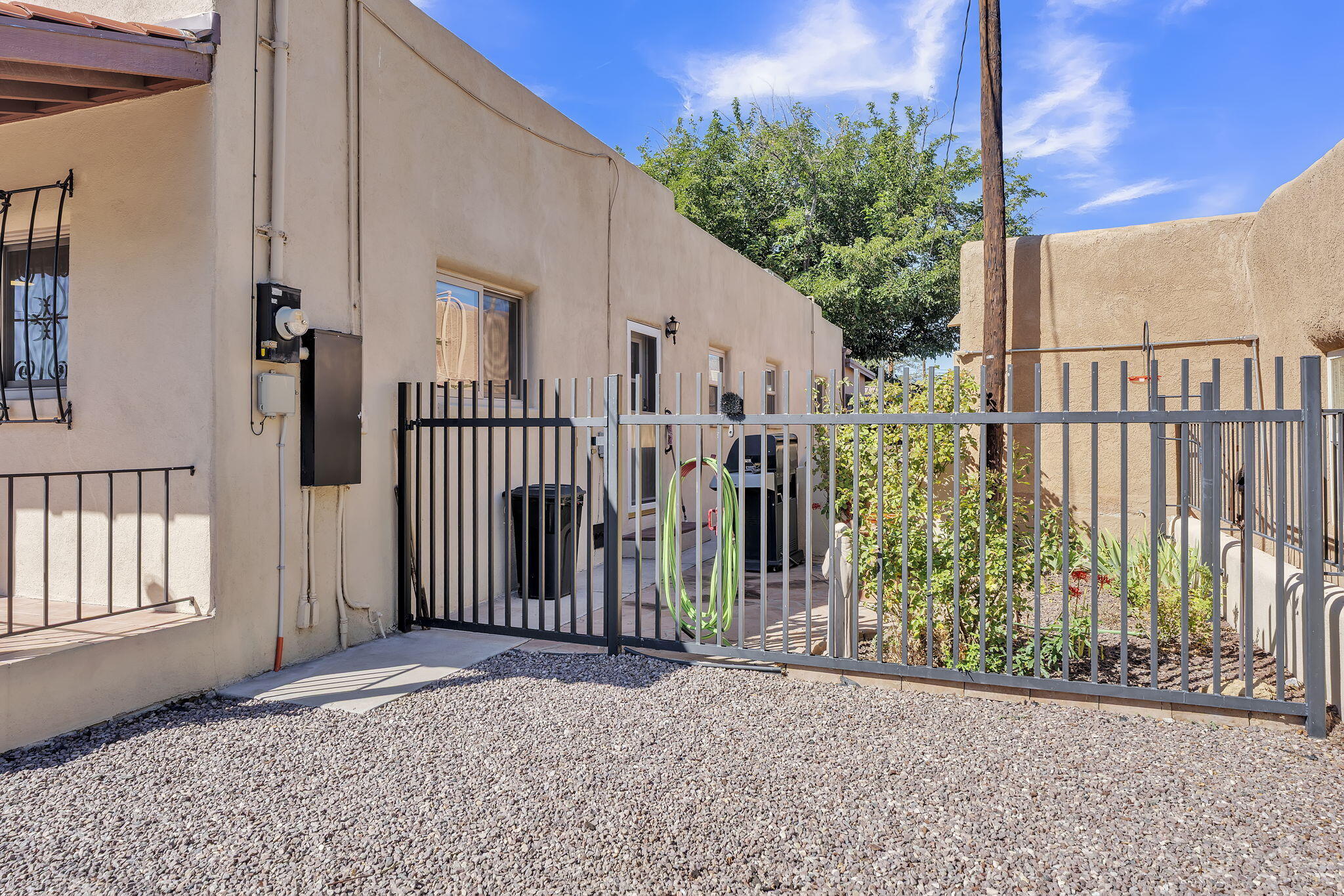 Photo 9 — 411 Eaton Avenue