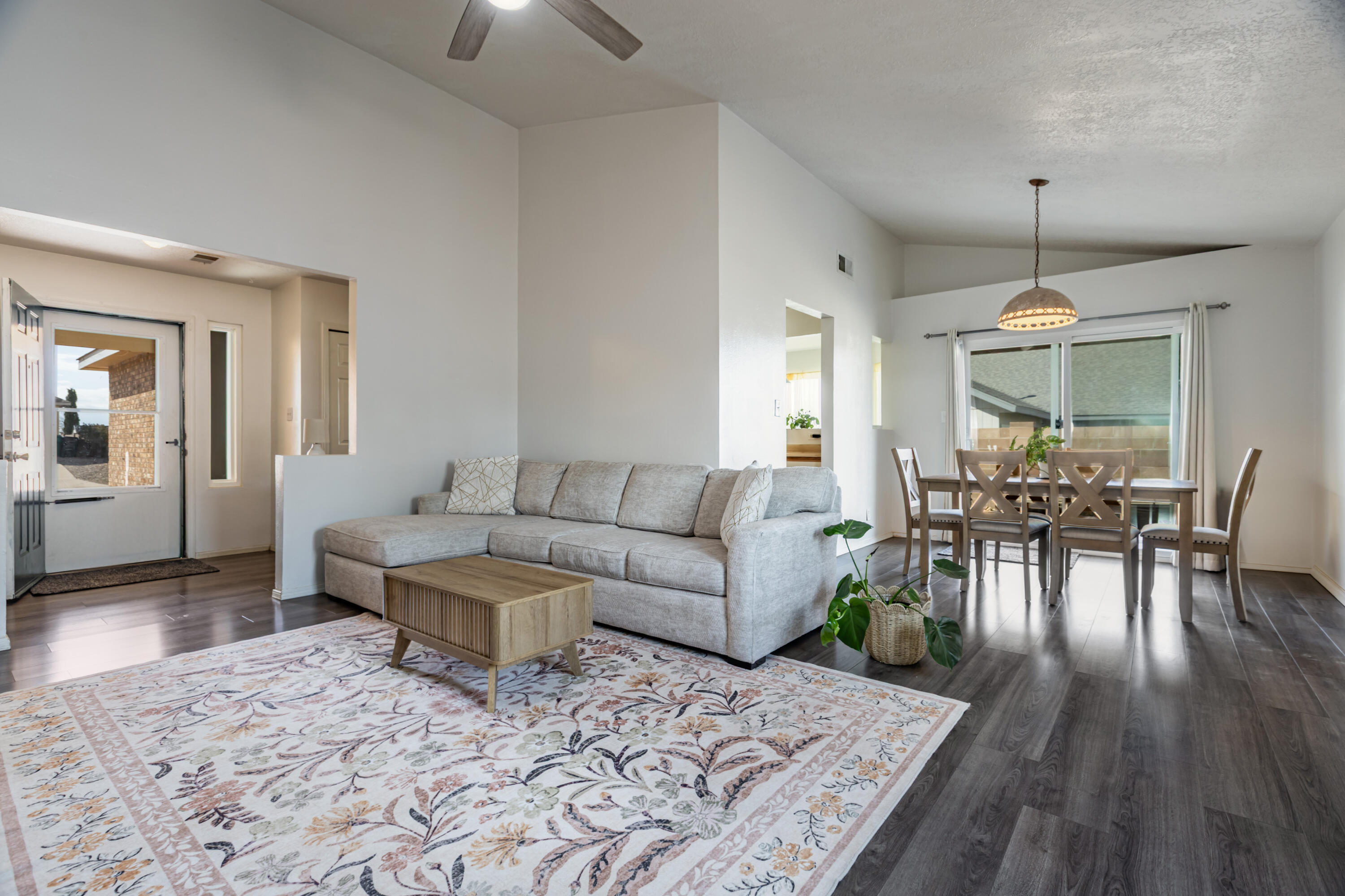 Photo 19 — 4608 Rockaway Loop NE